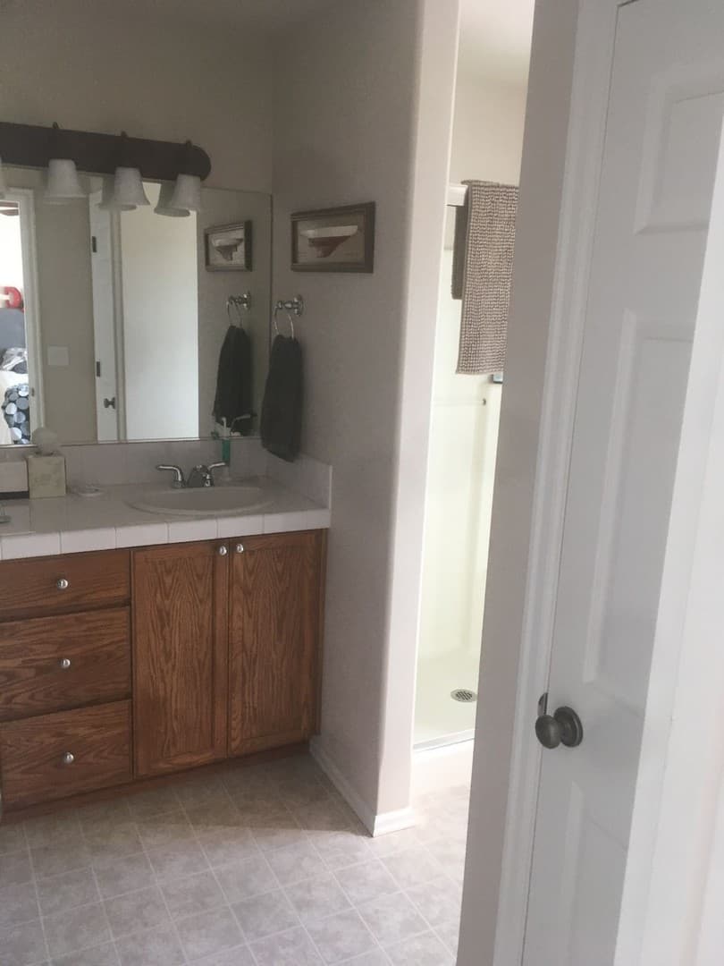 Corvallis House: 863 SE Bayshore Cir