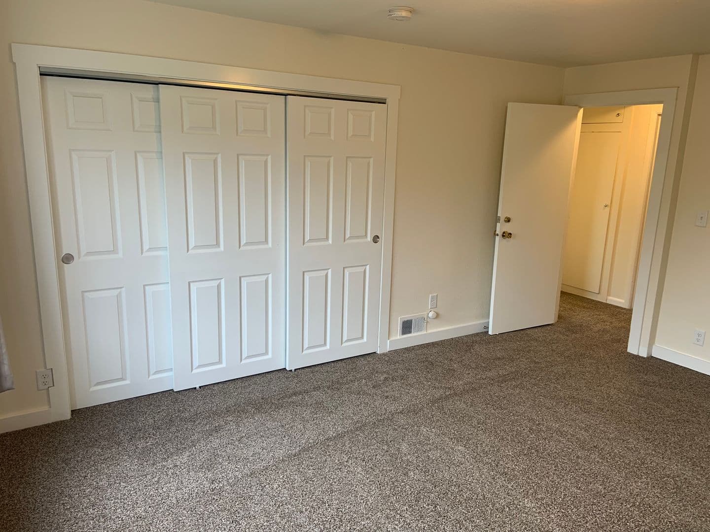 Corvallis Multiplex: 1143 NW 31st Street - #1
