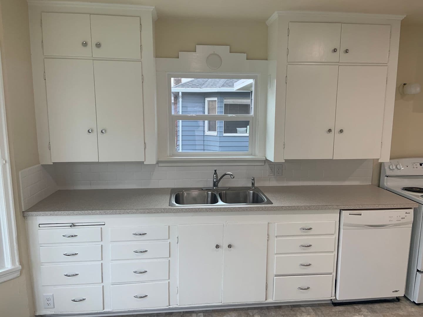 Corvallis Multiplex: 1143 NW 31st Street - #1