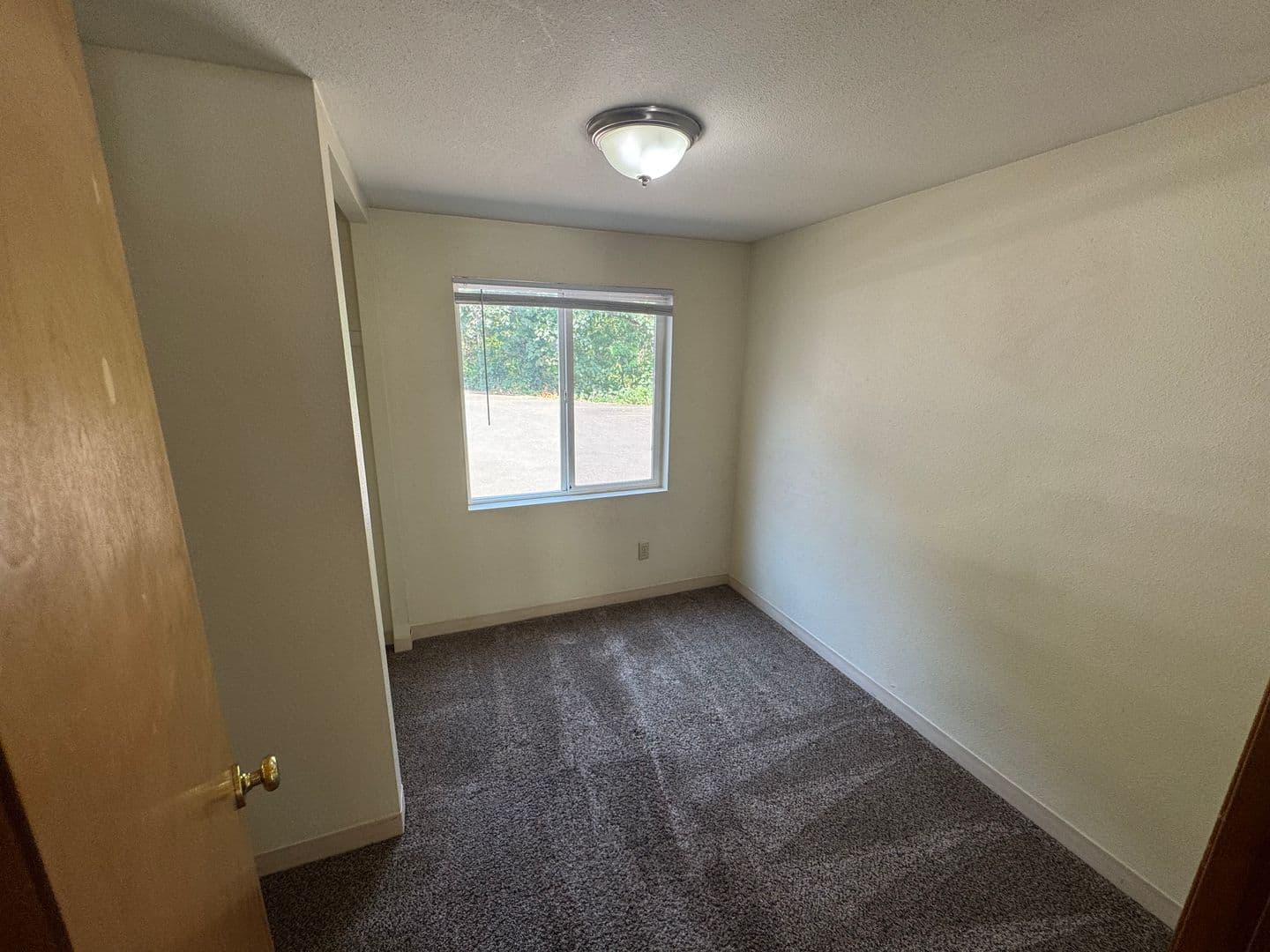 Corvallis Apartment: 820 SW Grove Street