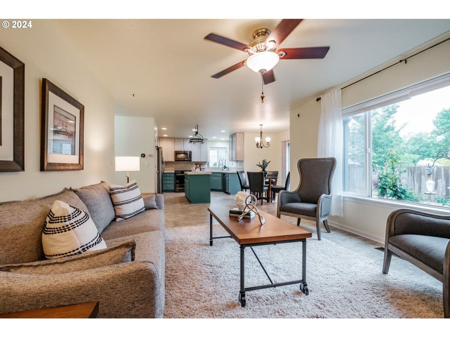 Albany House: 209 Derby Street SE