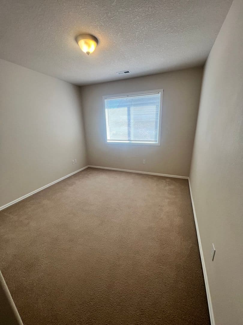 Corvallis House: 863 SE Bayshore Cir