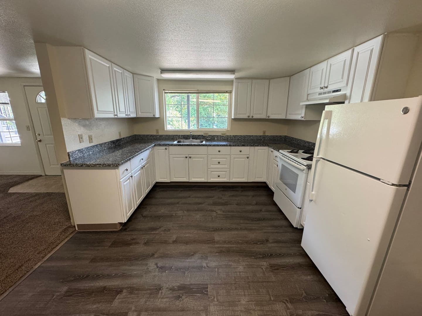 Corvallis Apartment: 820 SW Grove Street