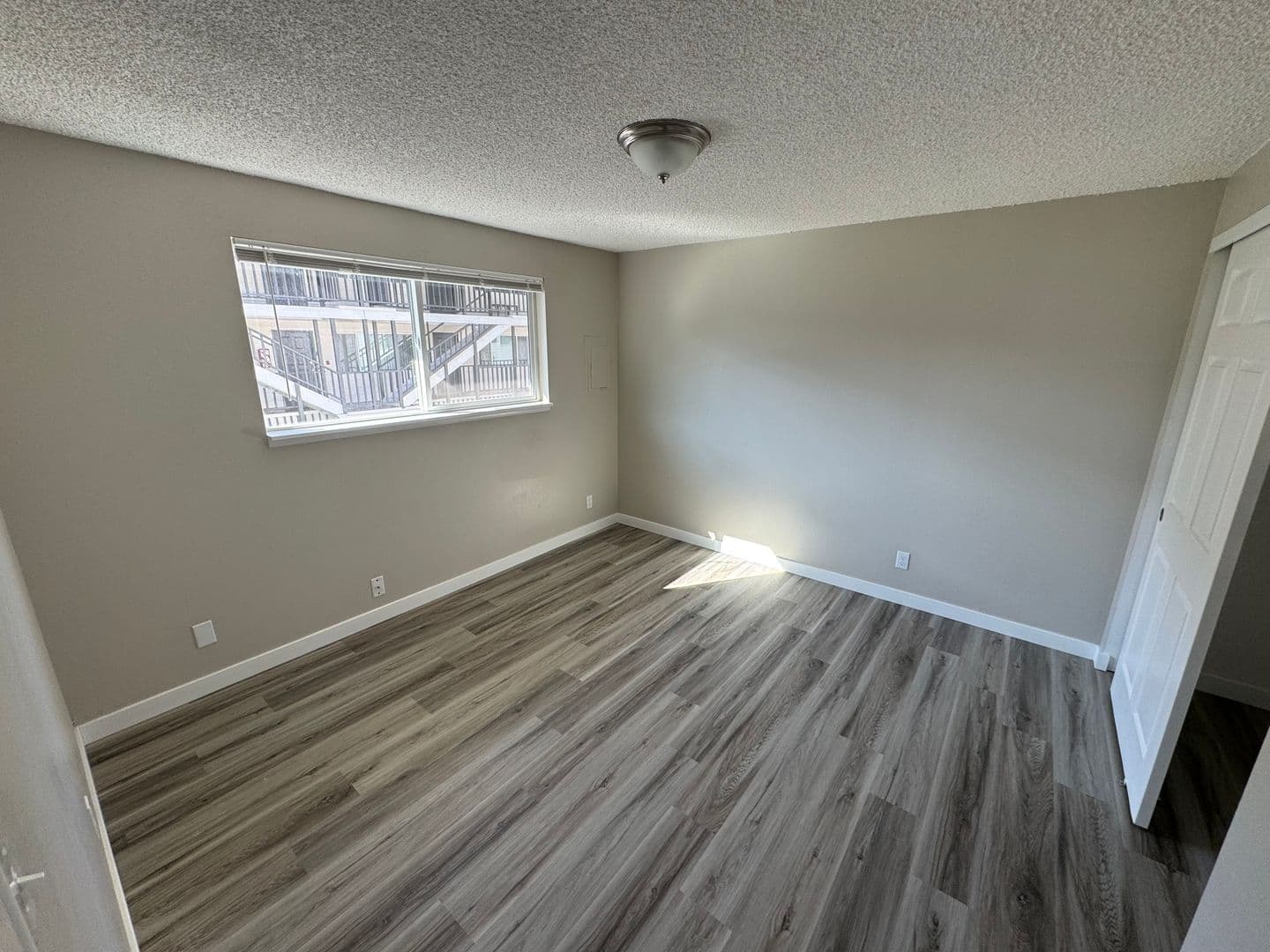 Corvallis Apartment: 824 SW Grove Street