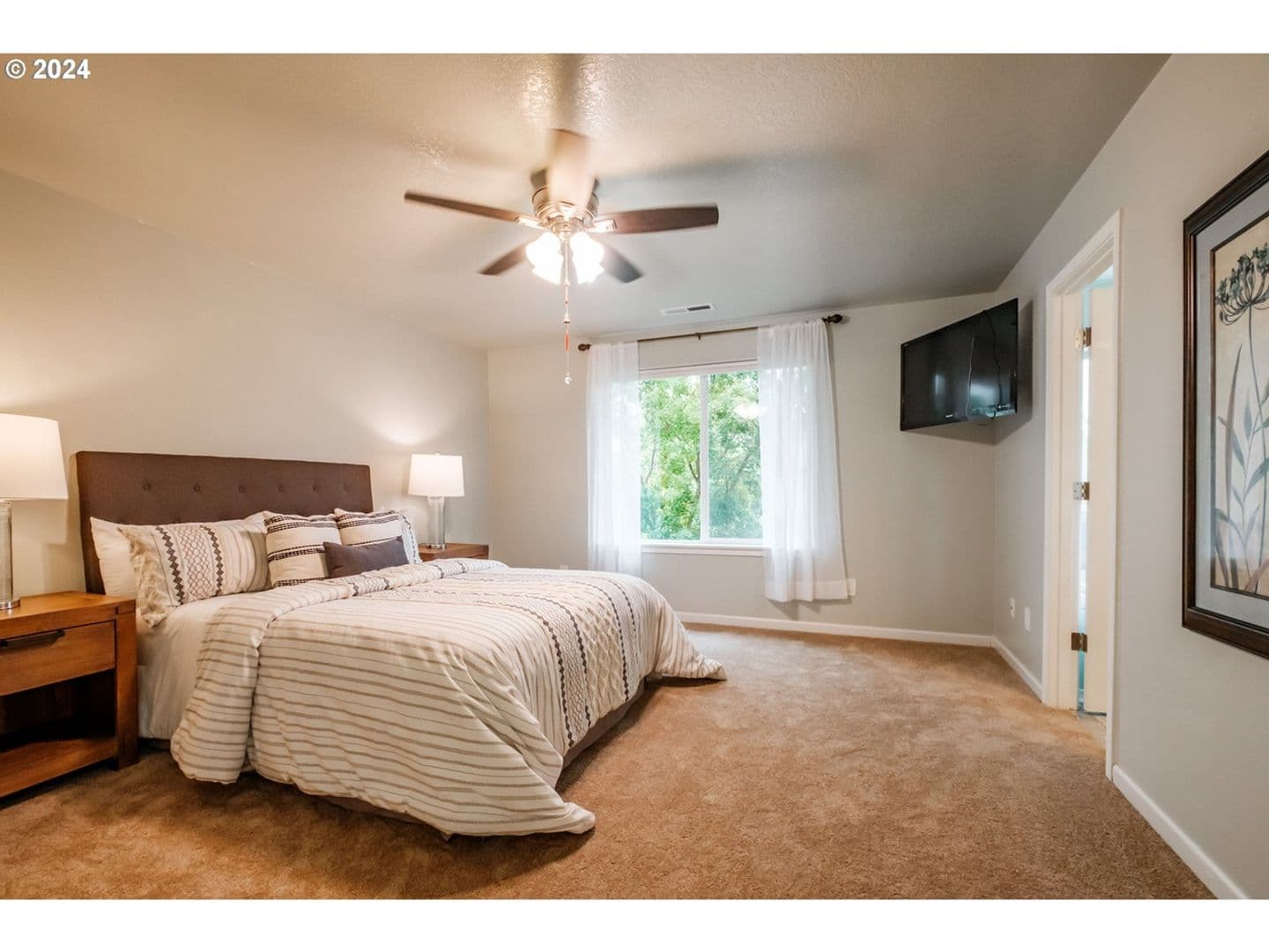 Albany House: 209 Derby Street SE