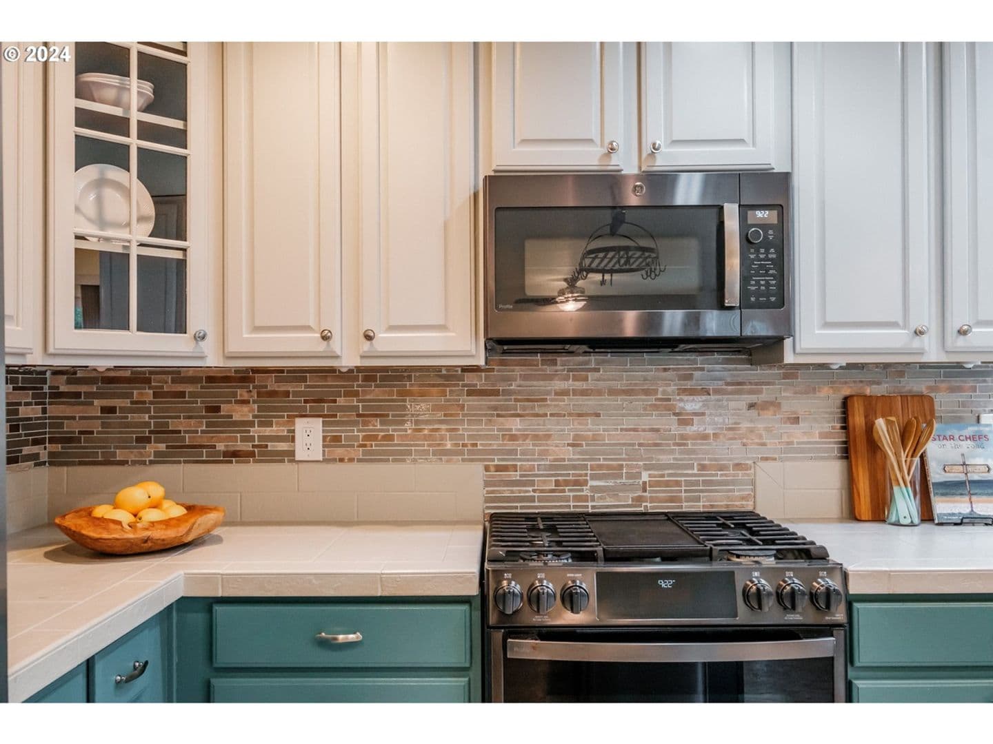 Albany House: 209 Derby Street SE