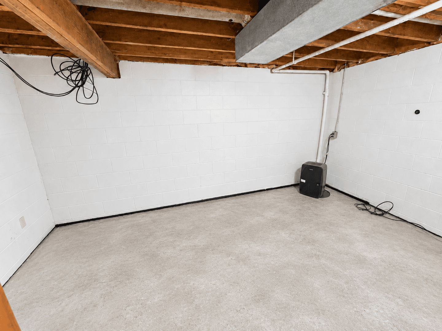 Ames Apartment: 711-713 Stanton Ave