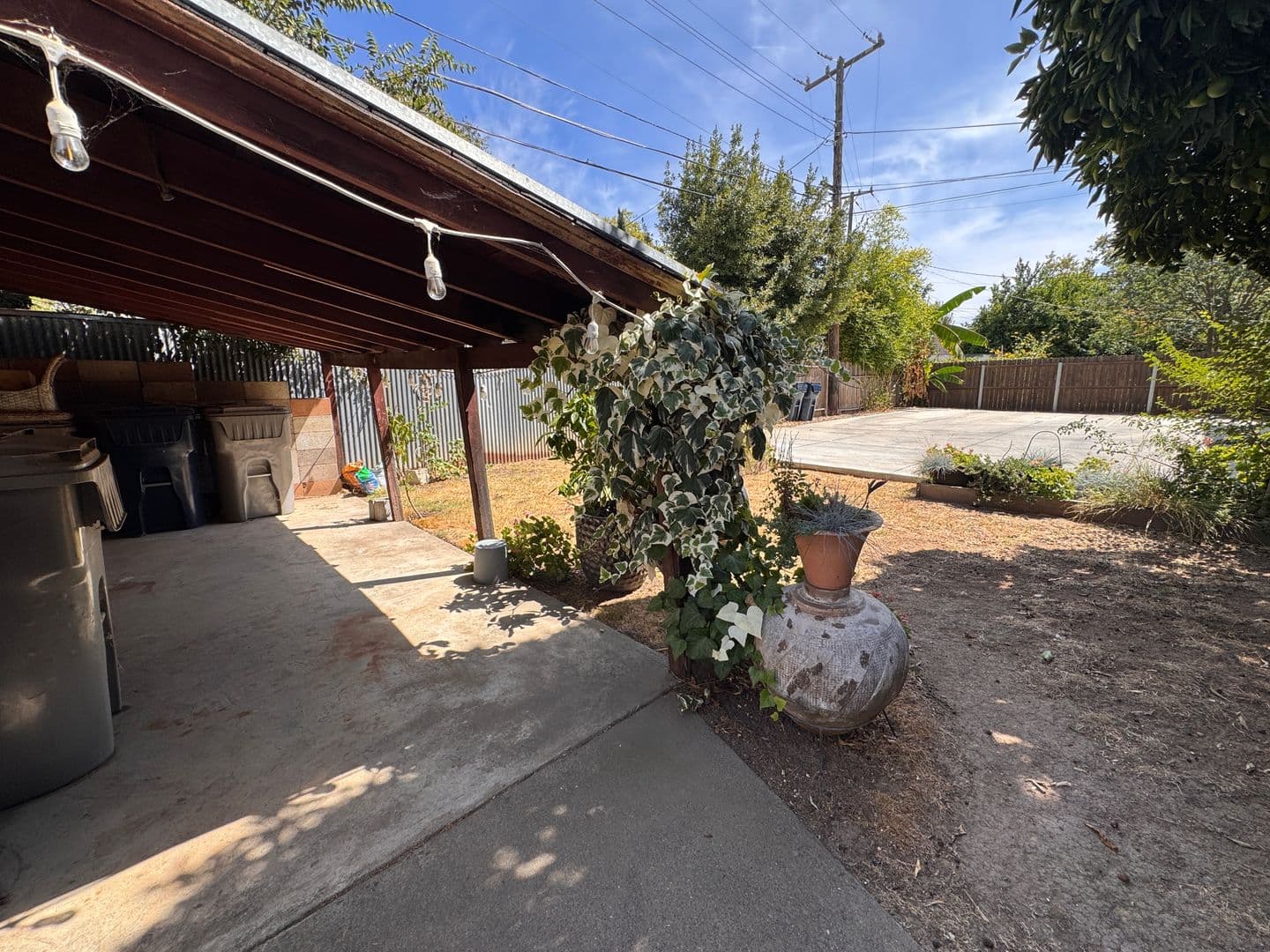 Sacramento Apartment: 1029 33rd Street