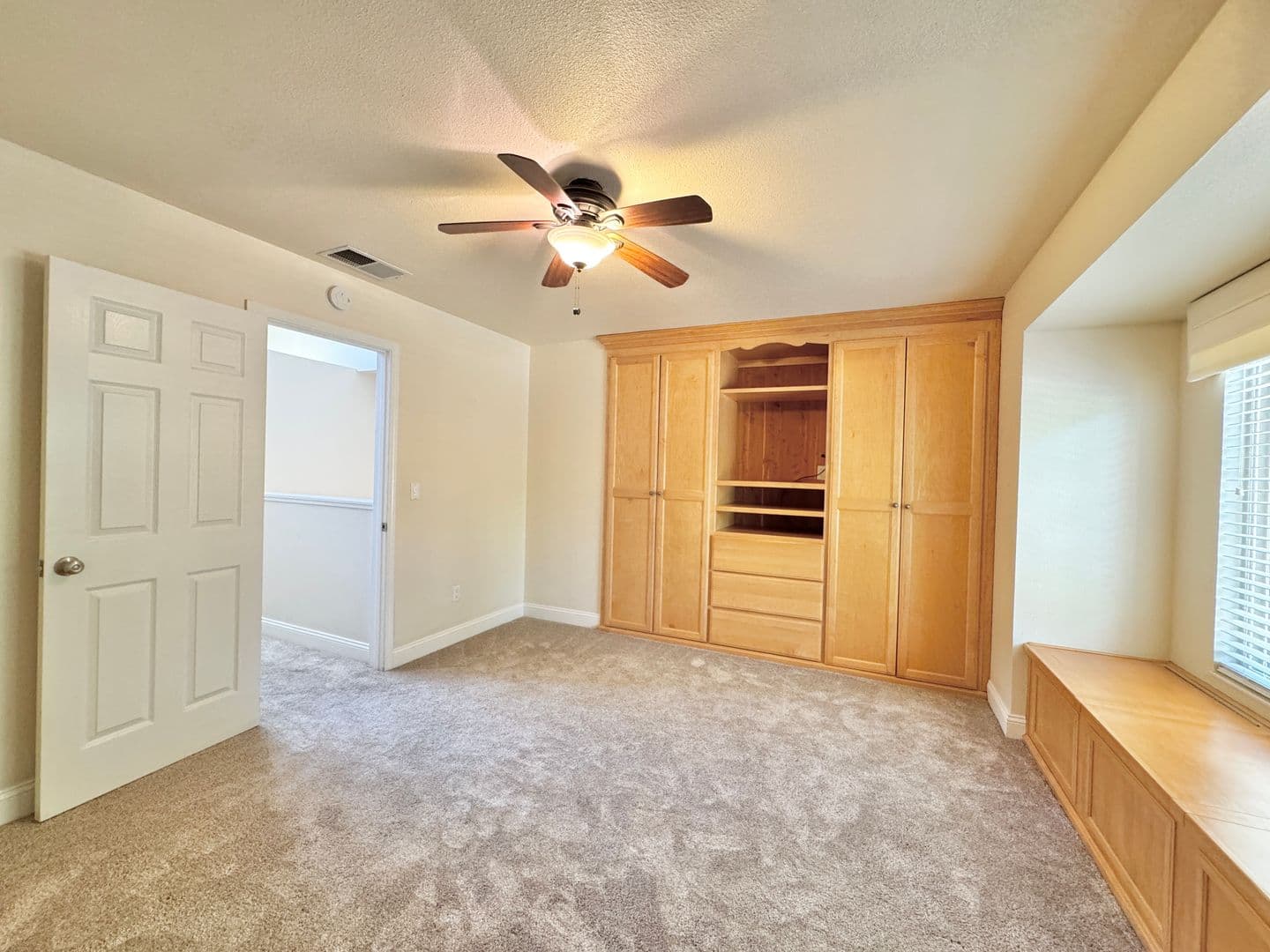 Sacramento Condo: 966 Q Street