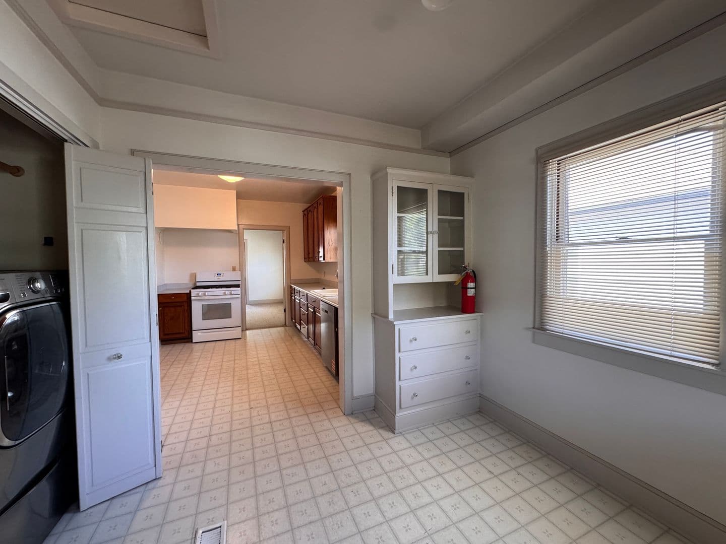 Sacramento Apartment: 1029 33rd Street