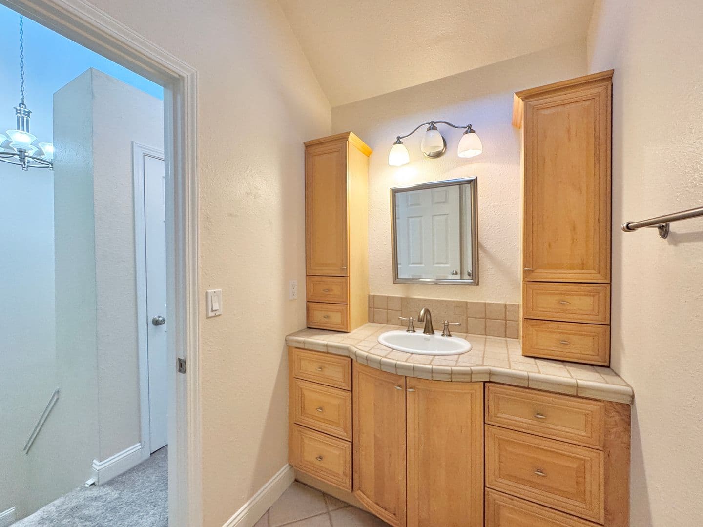 Sacramento Condo: 966 Q Street