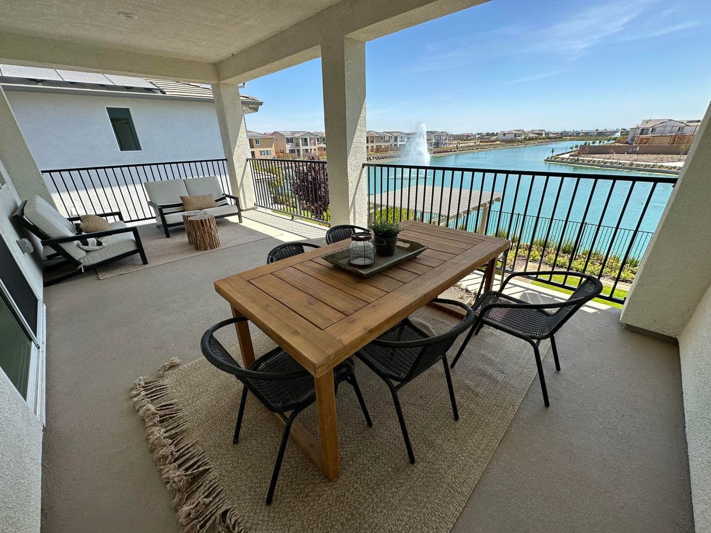 Sacramento House: 5726 Ebbshore Street