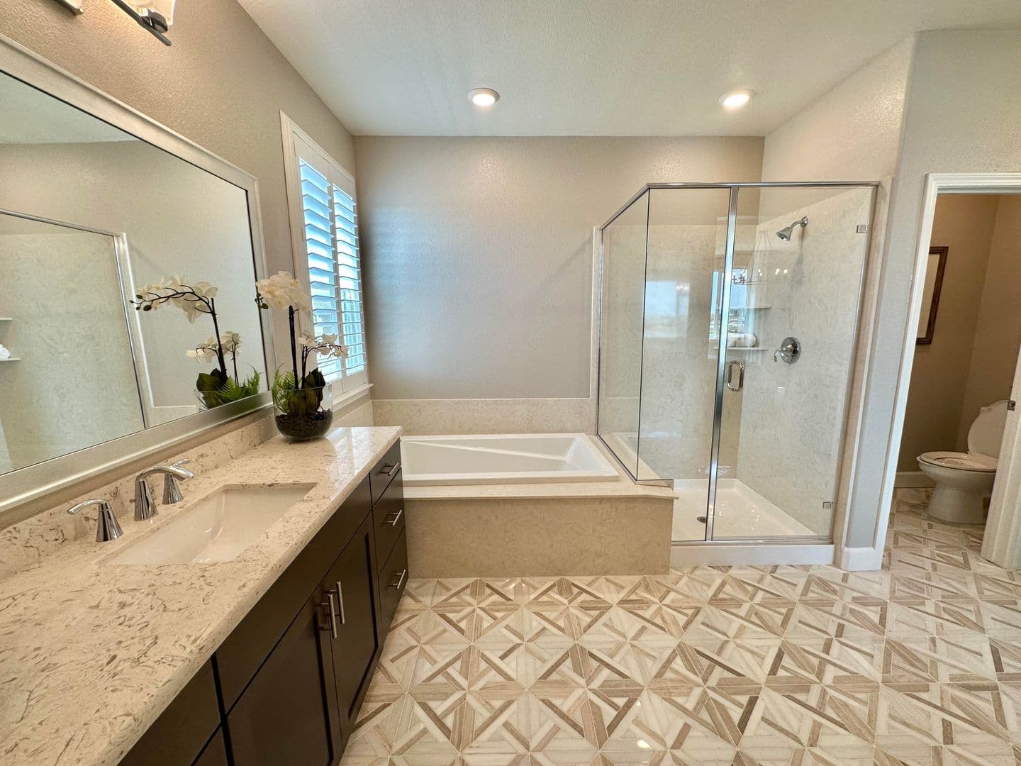 Sacramento House: 5726 Ebbshore Street