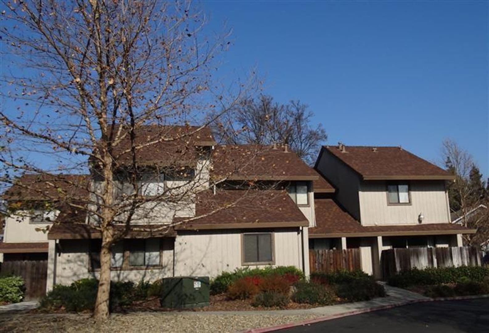 Davis Apartment: 819 Adams Terrace - Unit B