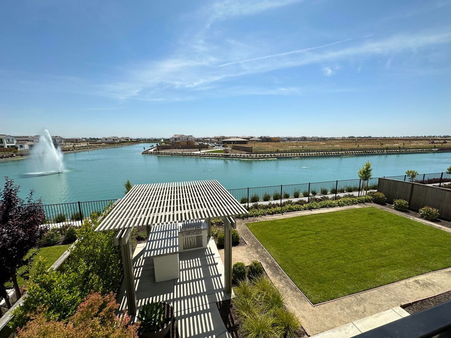 Sacramento House: 5726 Ebbshore Street
