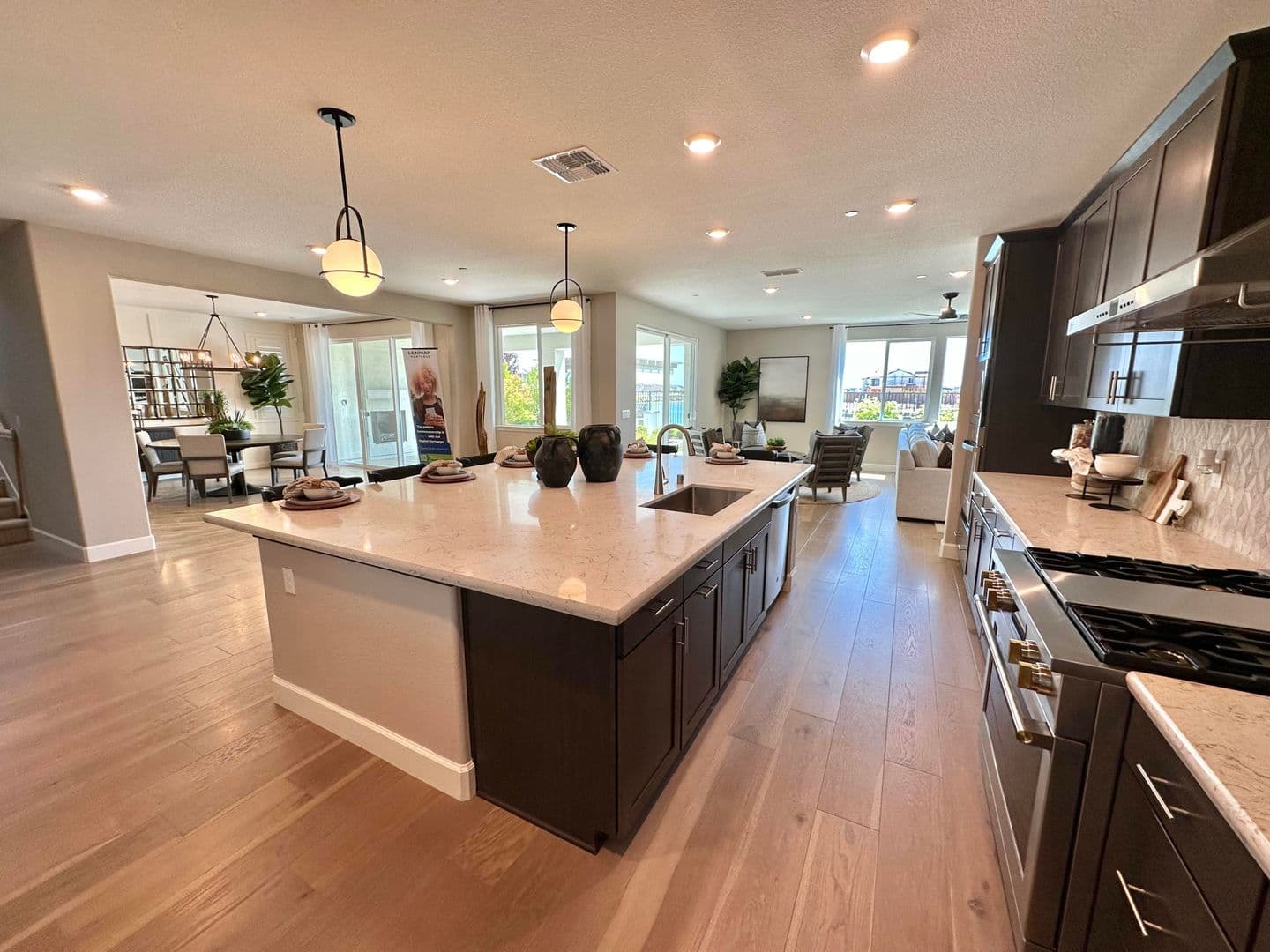 Sacramento House: 5726 Ebbshore Street