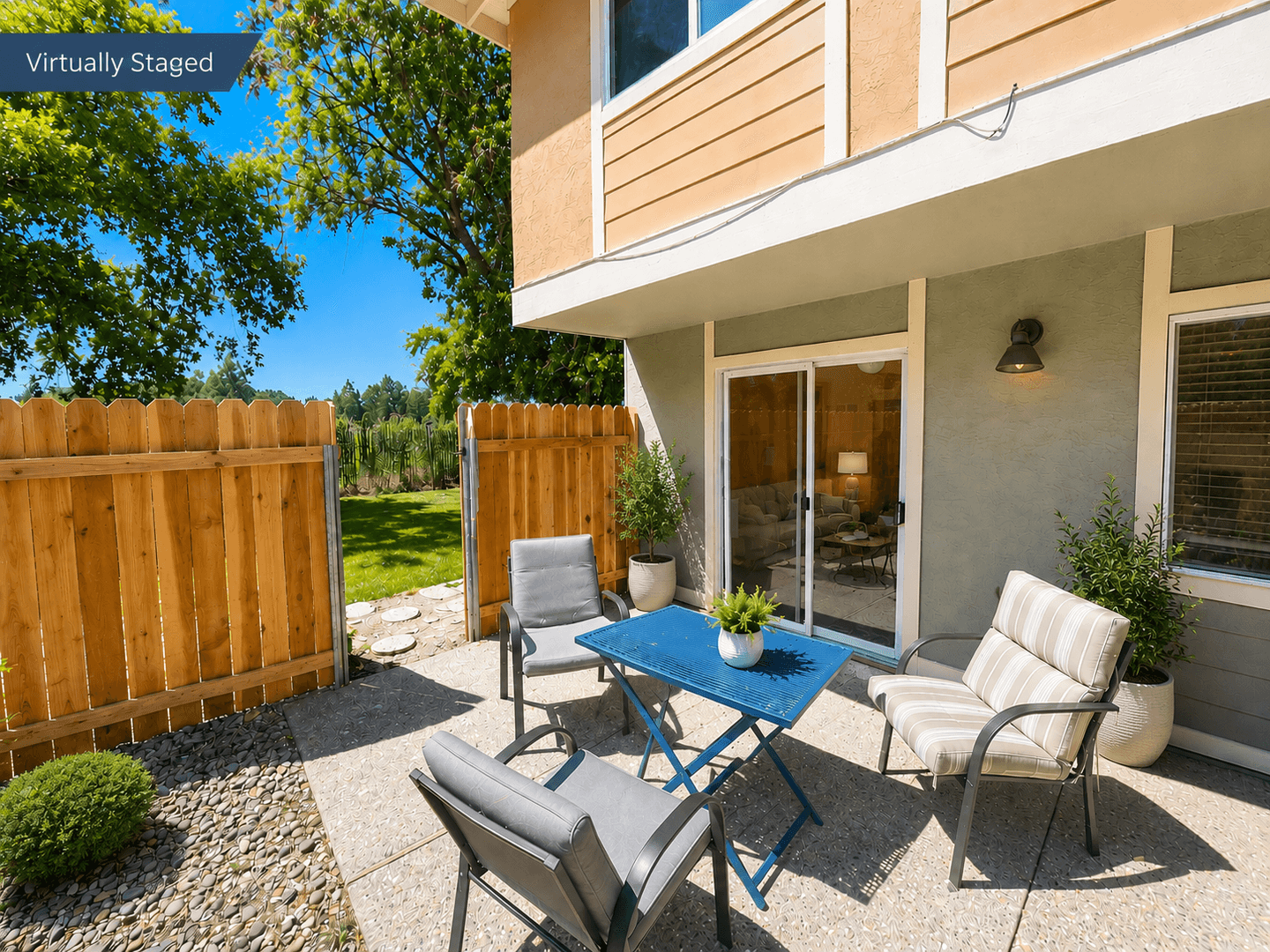 Davis House: 1536 Drake Drive