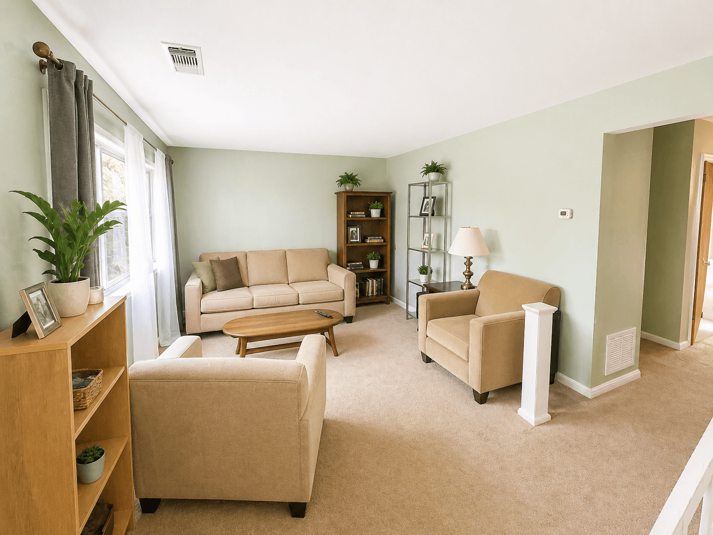 Davis House: 1536 Drake Drive
