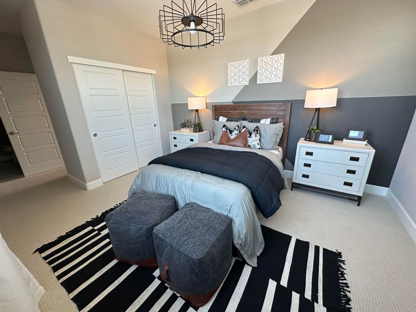 Sacramento House: 5726 Ebbshore Street