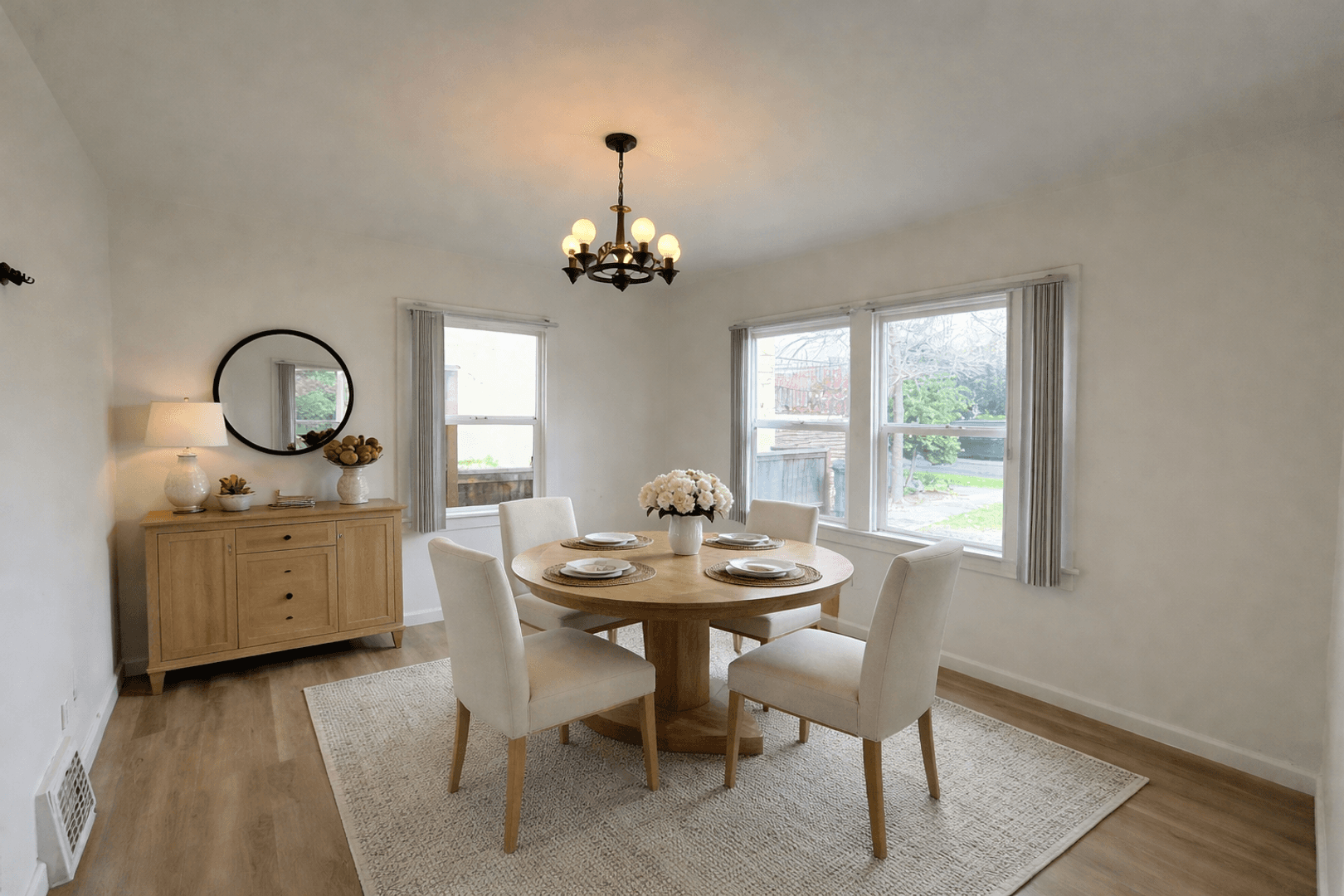 Davis House: 329 B St