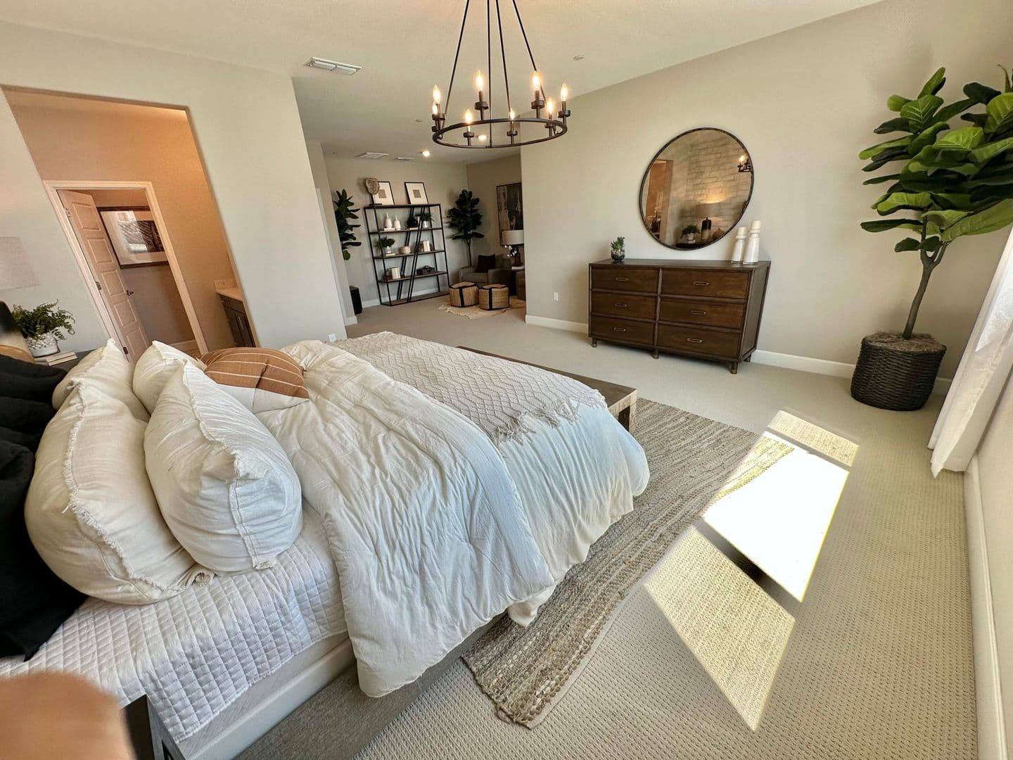 Sacramento House: 5726 Ebbshore Street