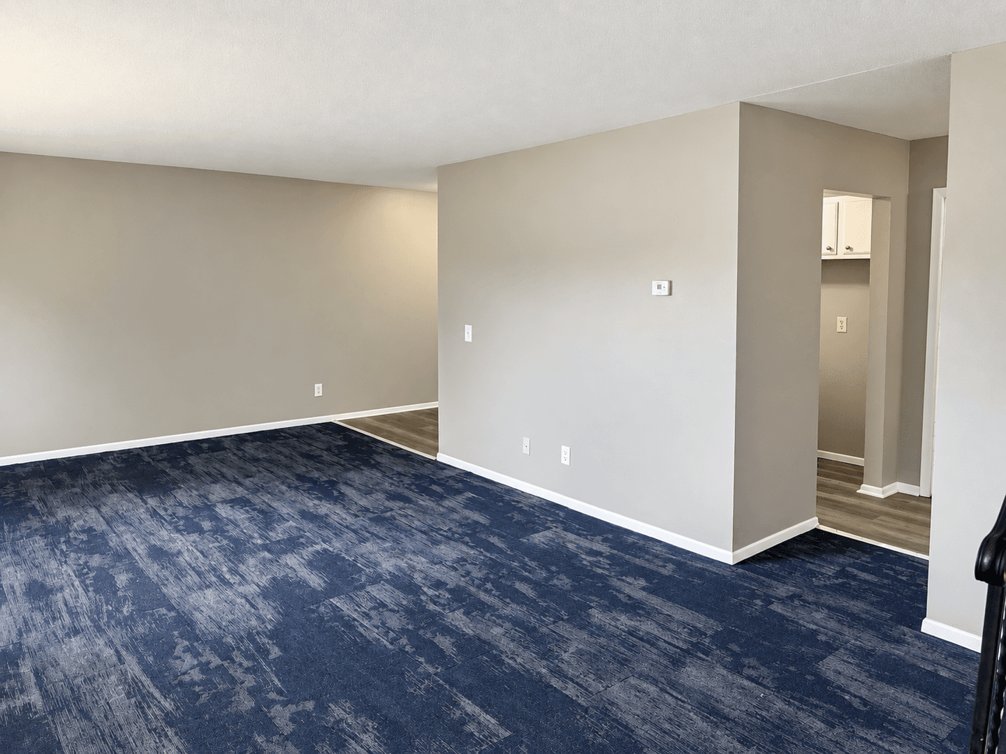 Minneapolis Apartment: 3753 Girard Ave N
