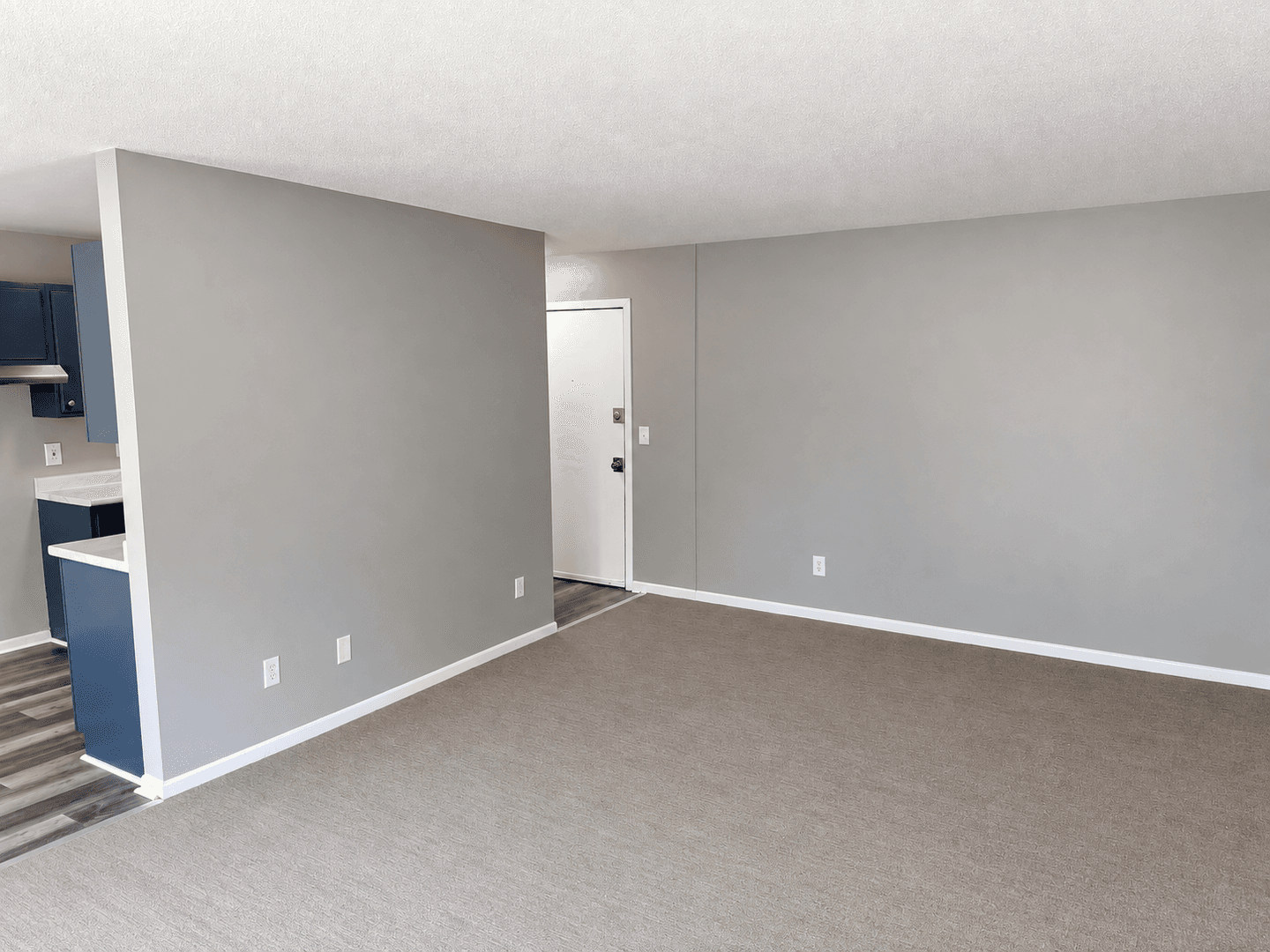 Minneapolis Apartment: 3753 Girard Ave N