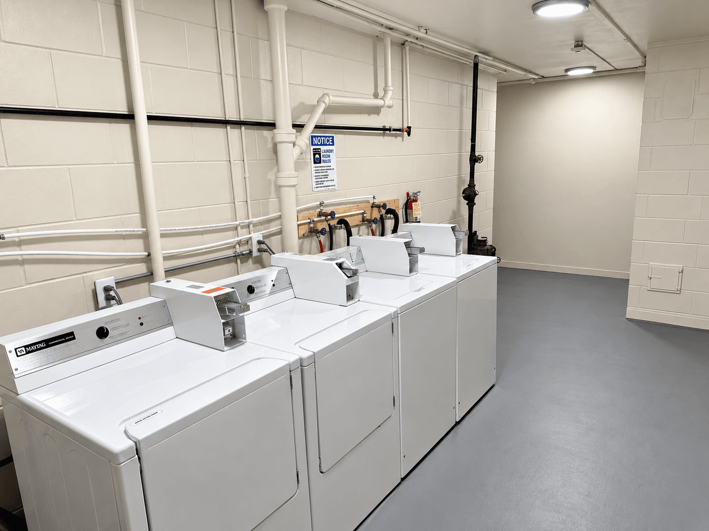 Minneapolis Apartment: 3753 Girard Ave N