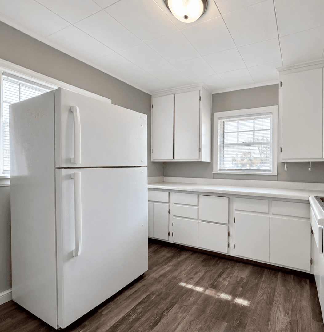 St. Cloud Apartment: 349 6th Ave S