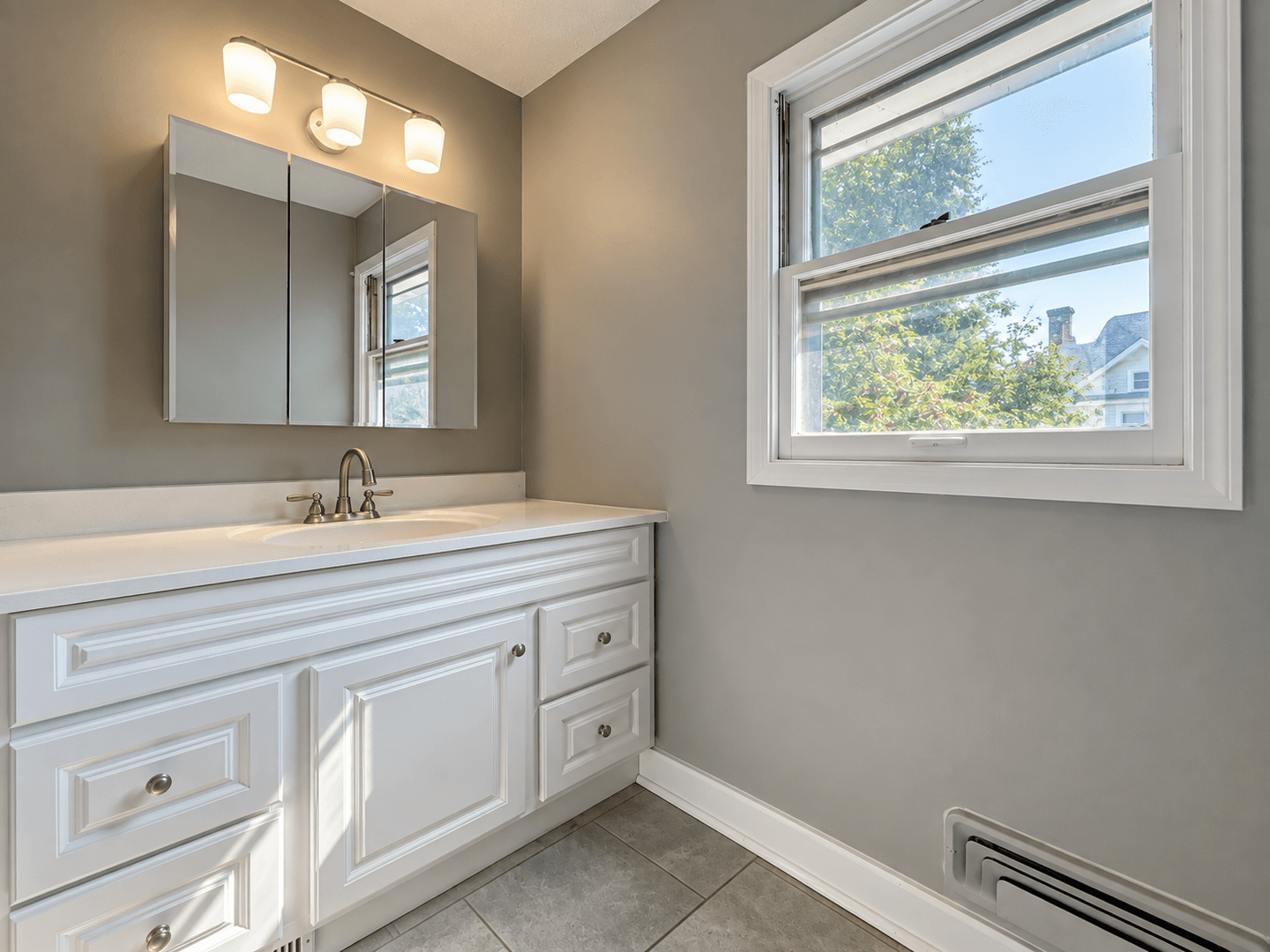 St. Paul House: 249 Winifred St E