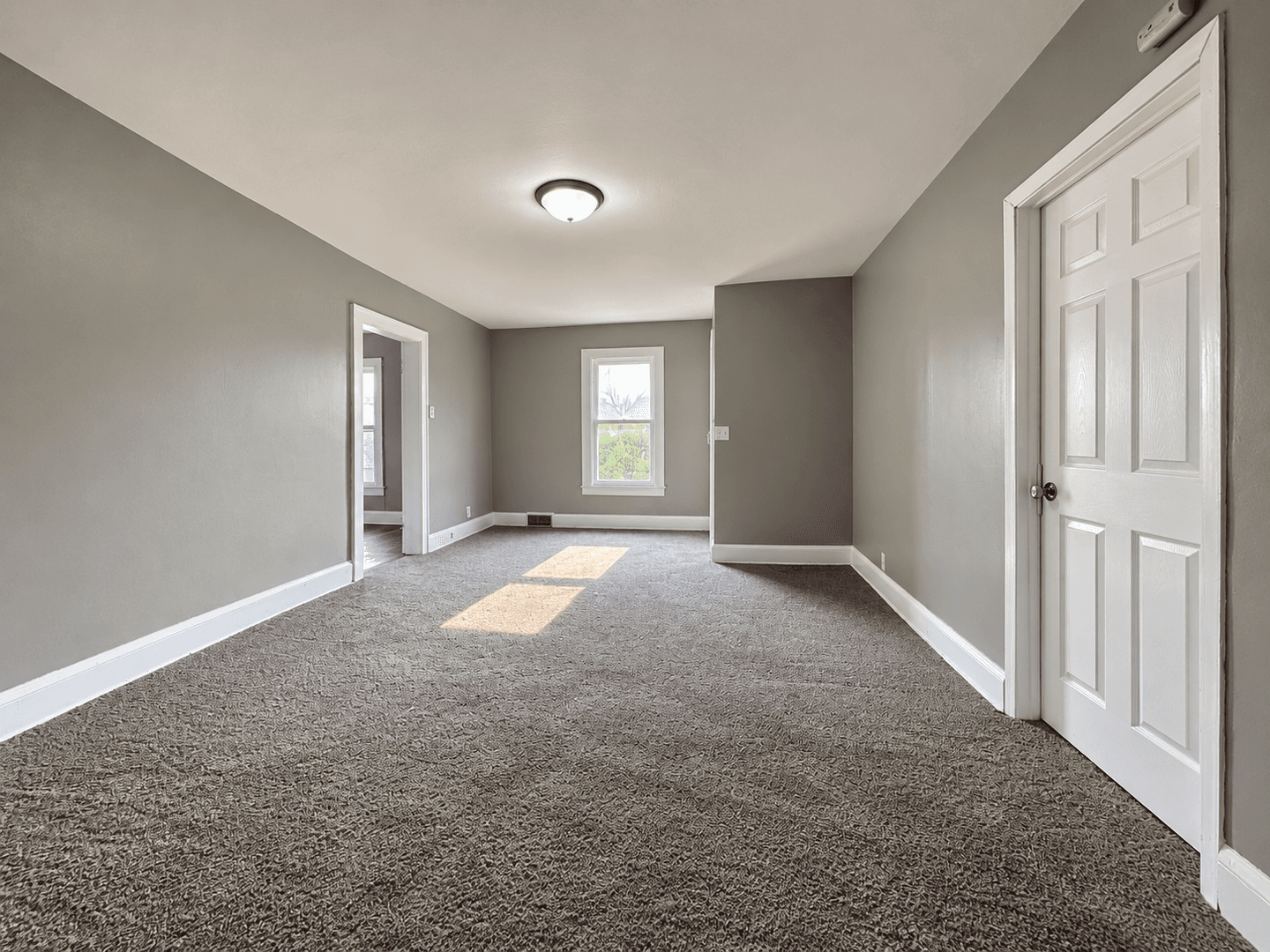 Minneapolis Apartment: 318 27th Ave N