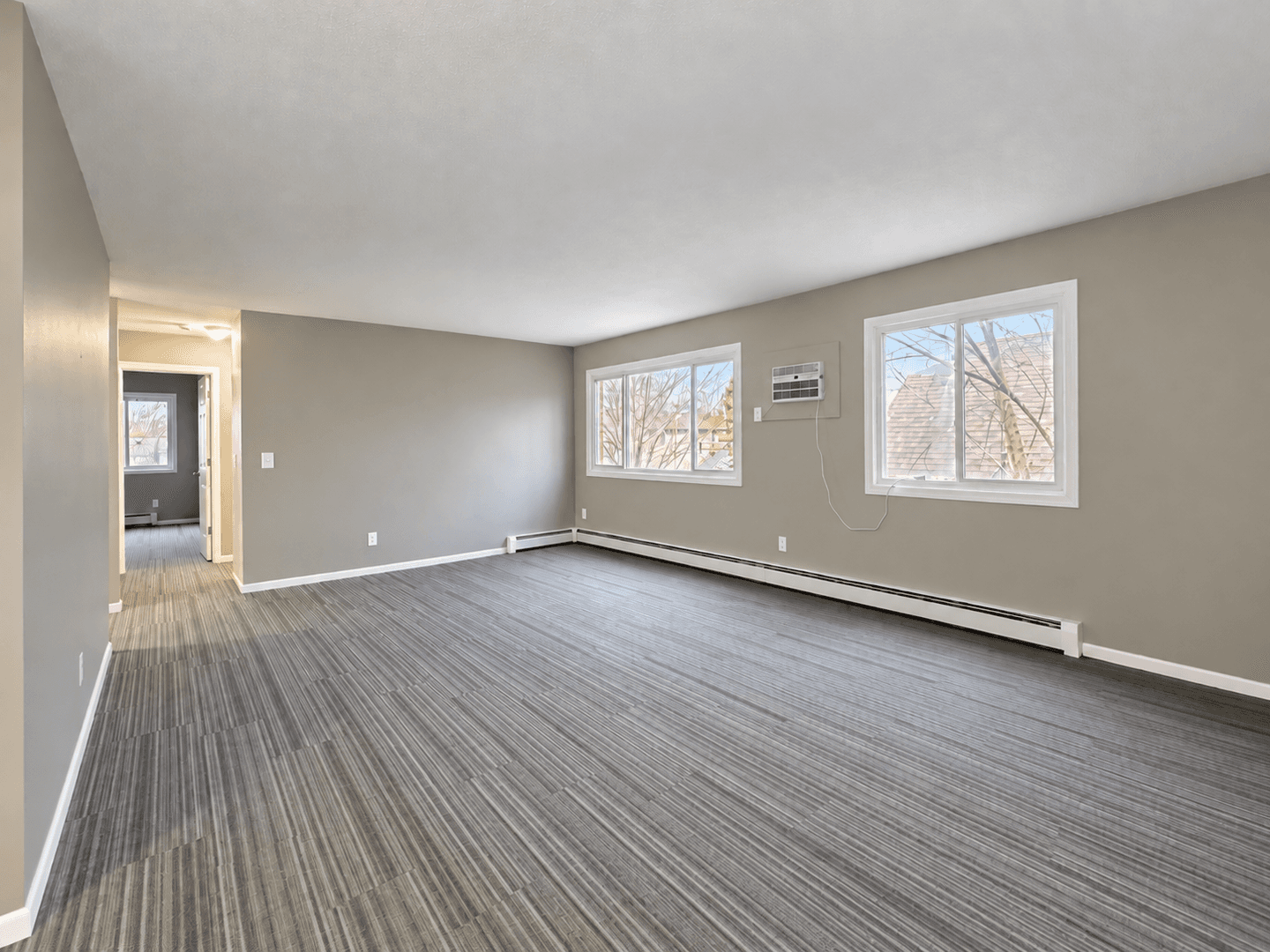 Minneapolis Apartment: 3753 Girard Ave N