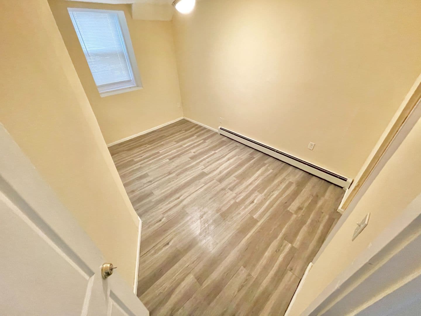 Waterbury Apartment: 125 Hillside Ave