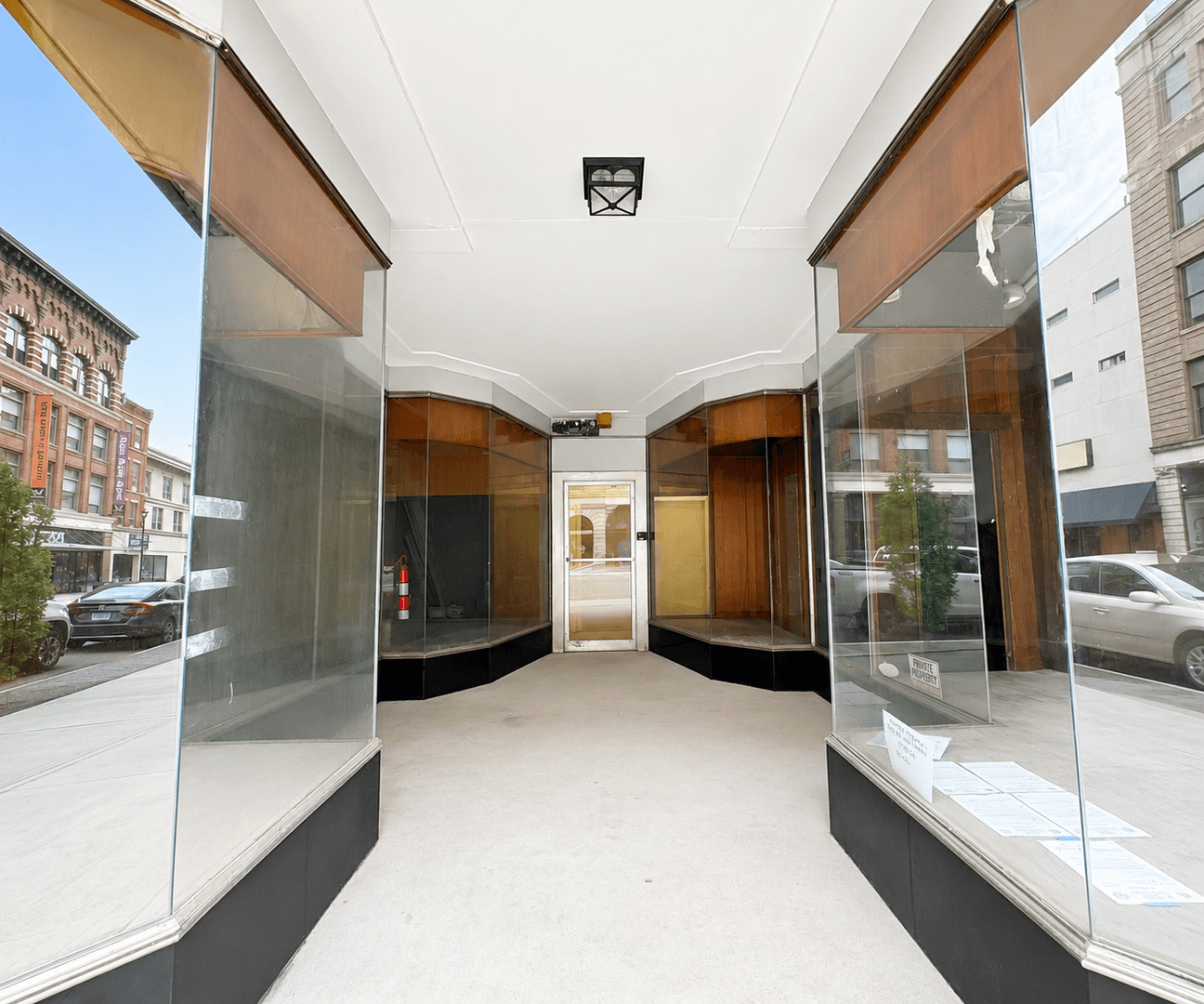Waterbury Apartment: 105 Bank St