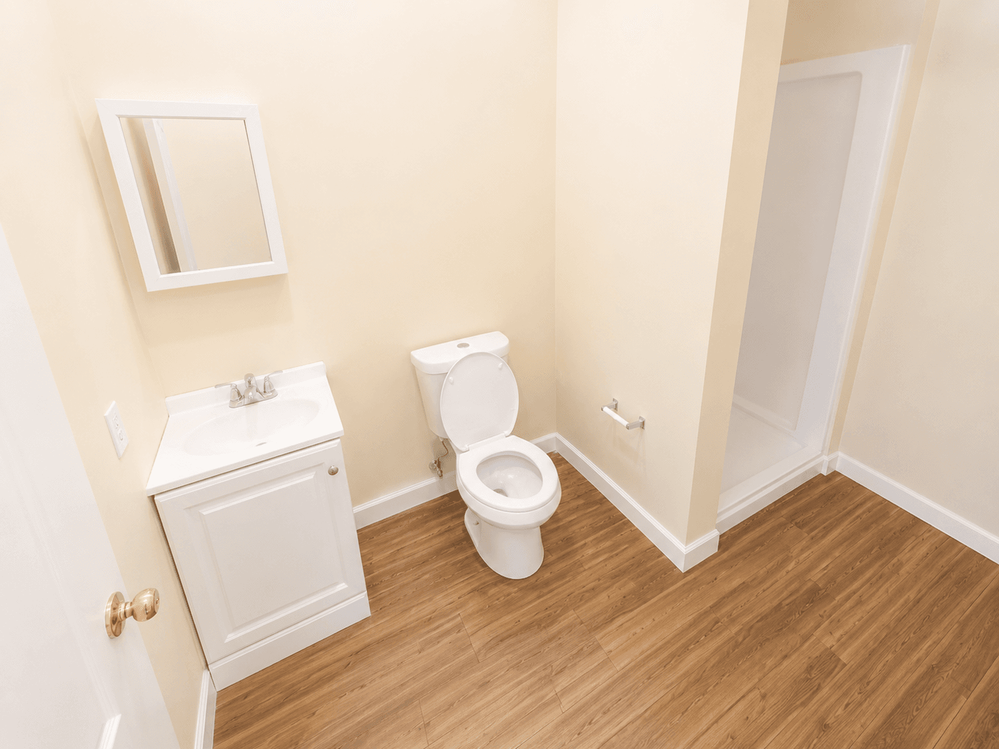 Waterbury Apartment: 105 Bank St