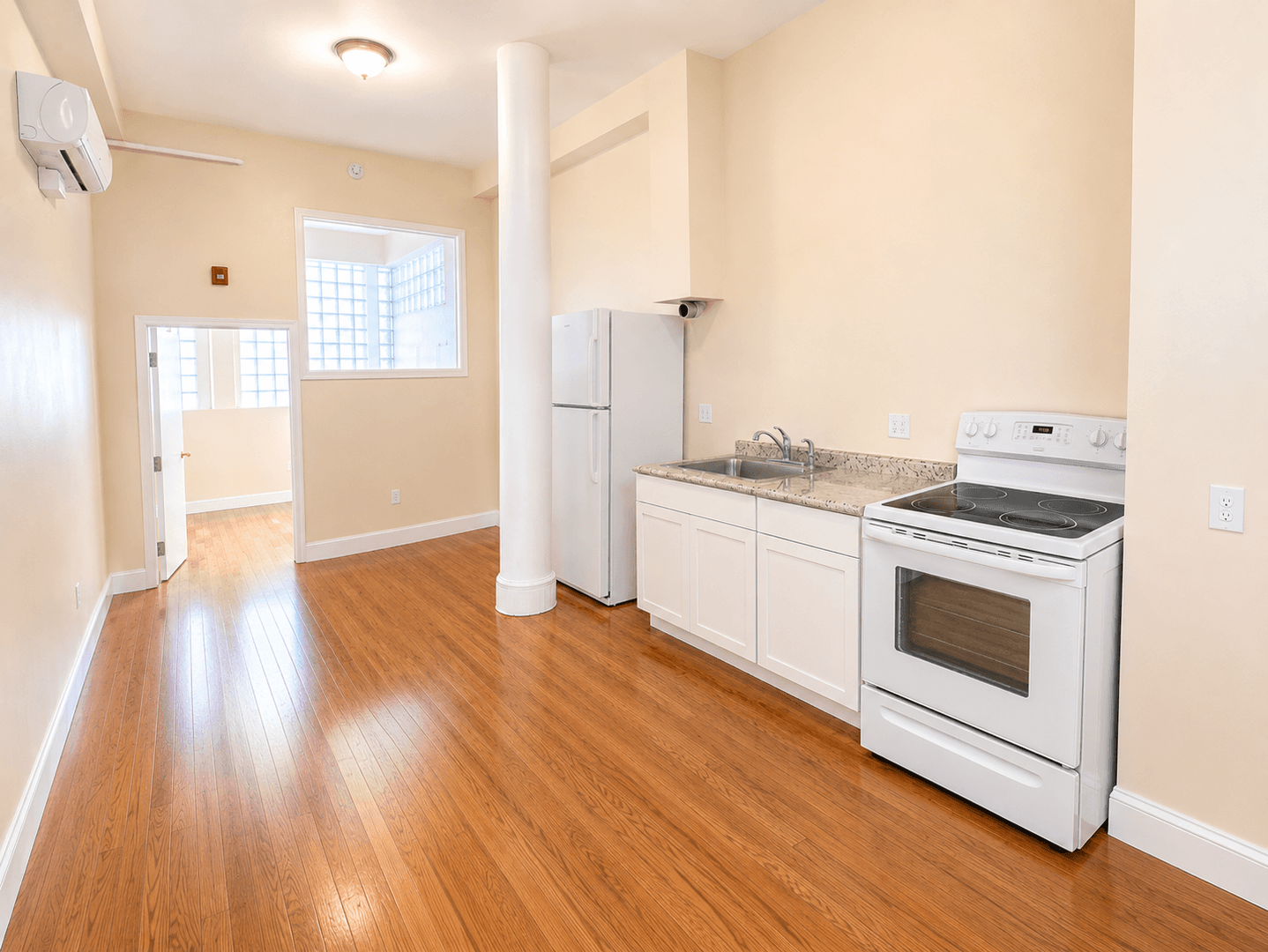 Waterbury Apartment: 105 Bank St