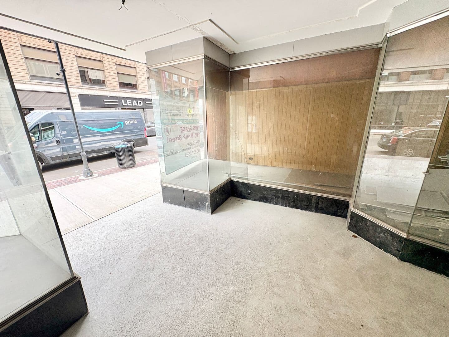Waterbury Apartment: 105 Bank St