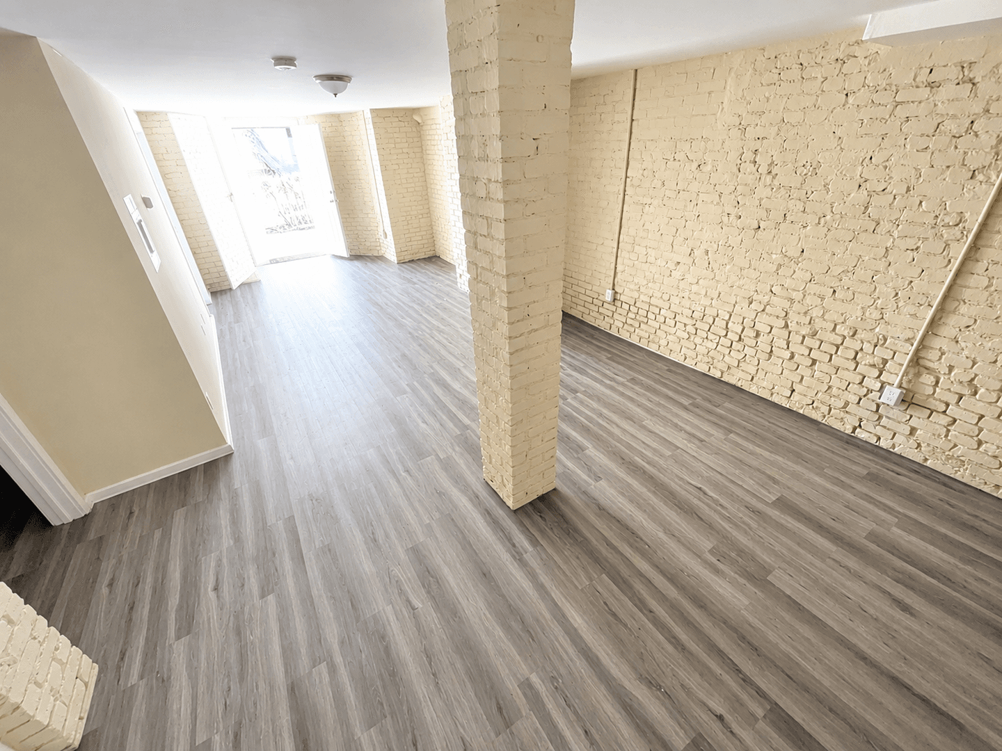 Waterbury Apartment: 125 Hillside Ave