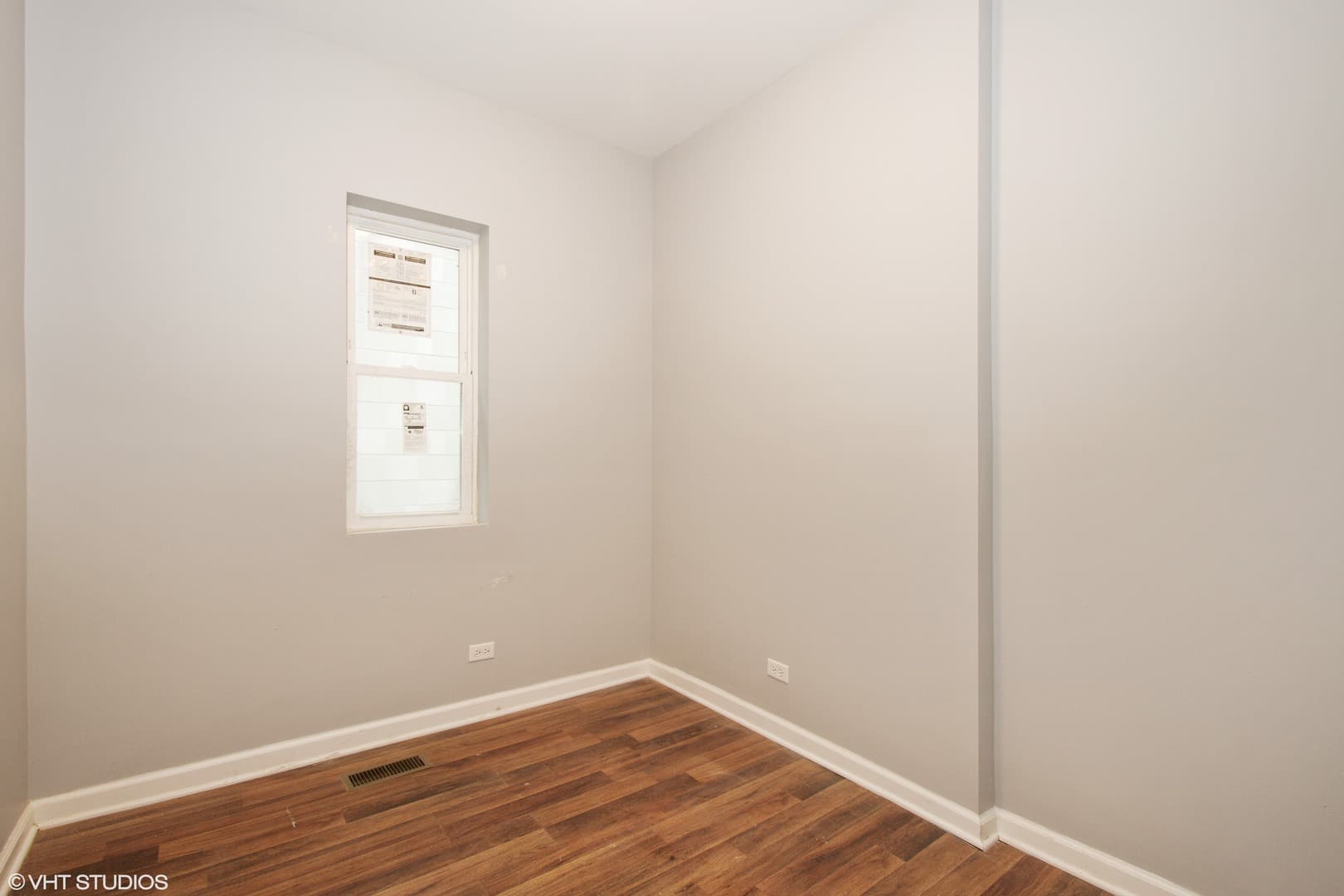 Chicago House: 8050 S. Saginaw Ave.