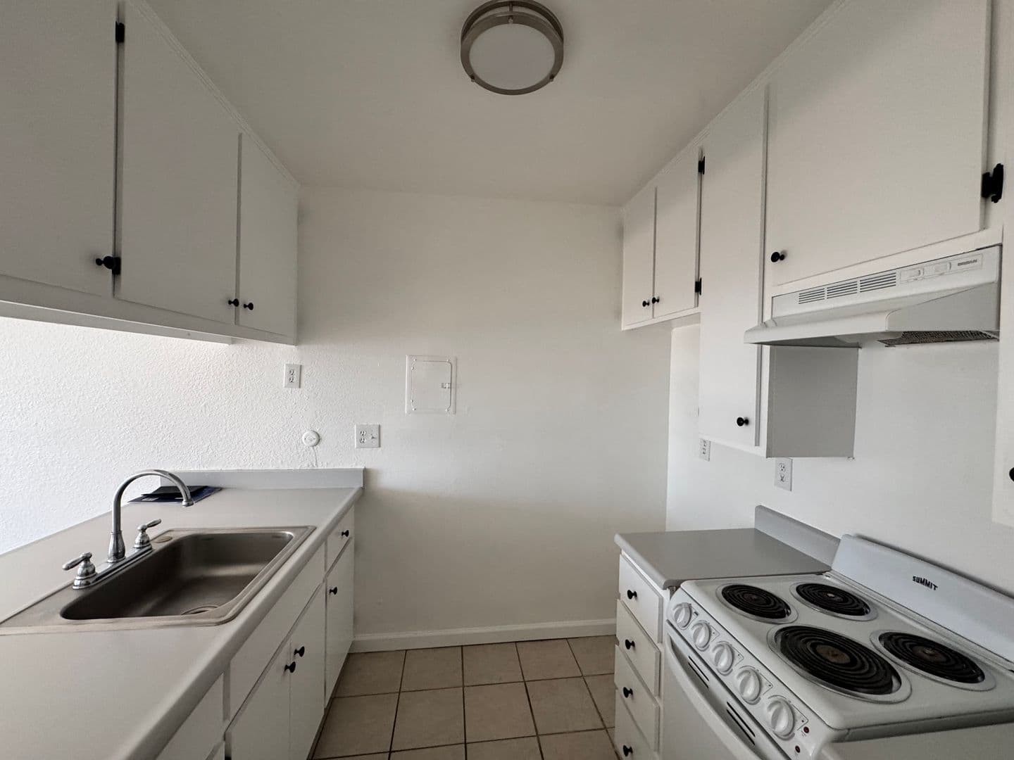 Bakersfield Apartment: 1101 Oleander Ave