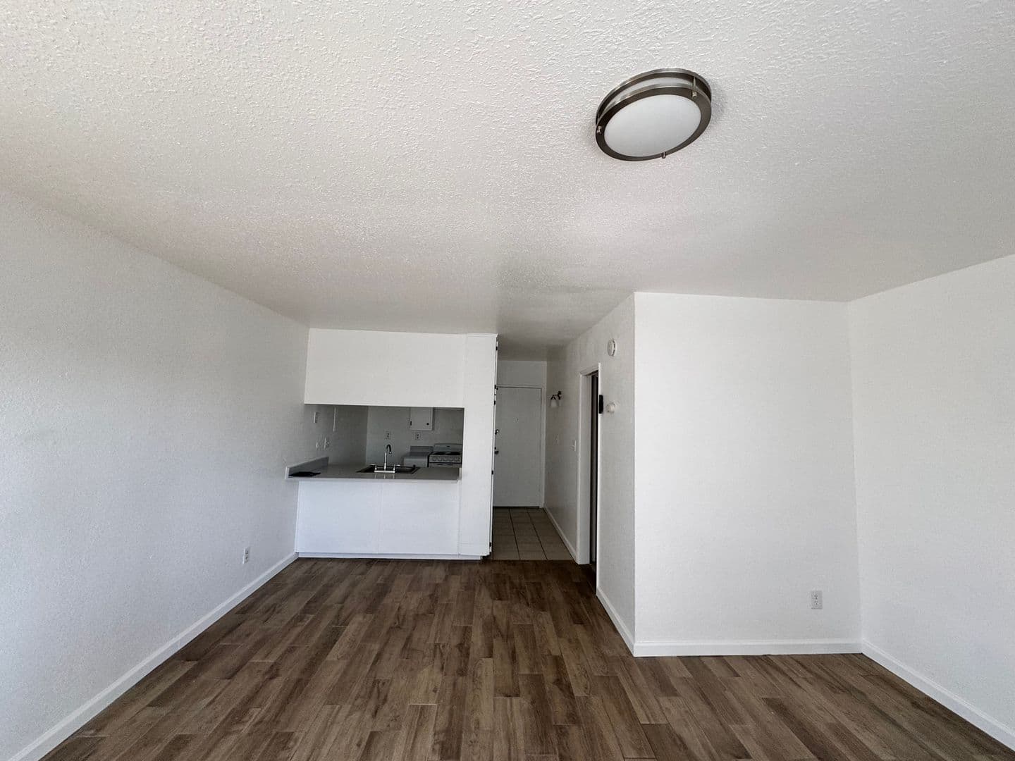 Bakersfield Apartment: 1101 Oleander Ave