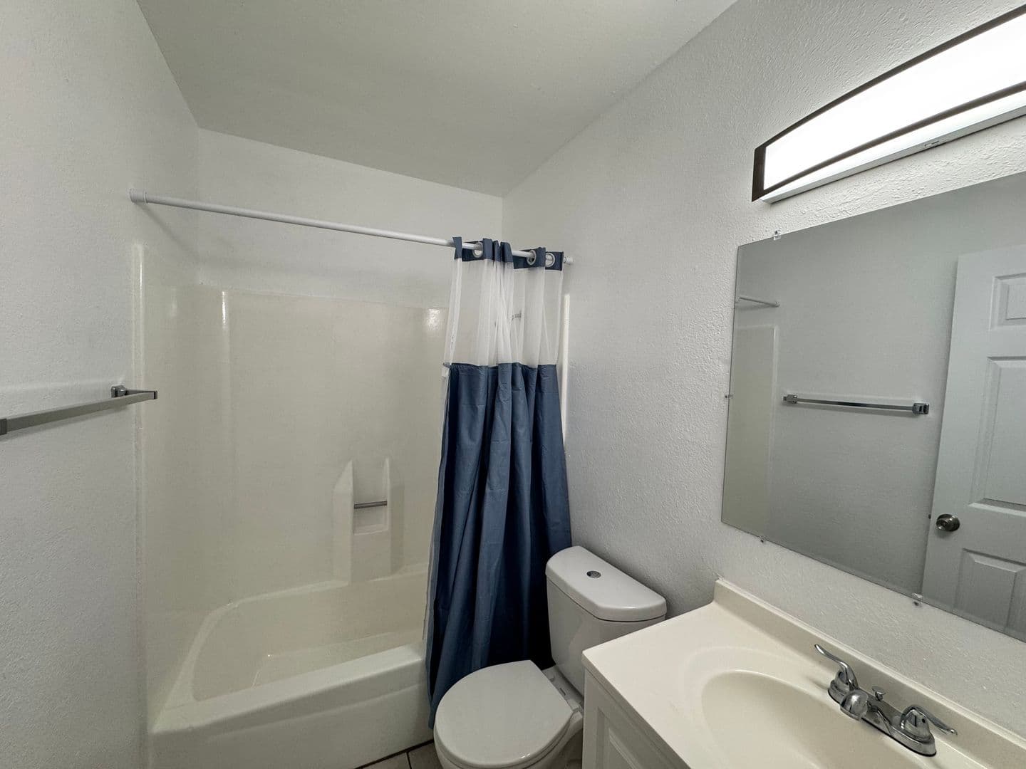 Bakersfield Apartment: 1101 Oleander Ave
