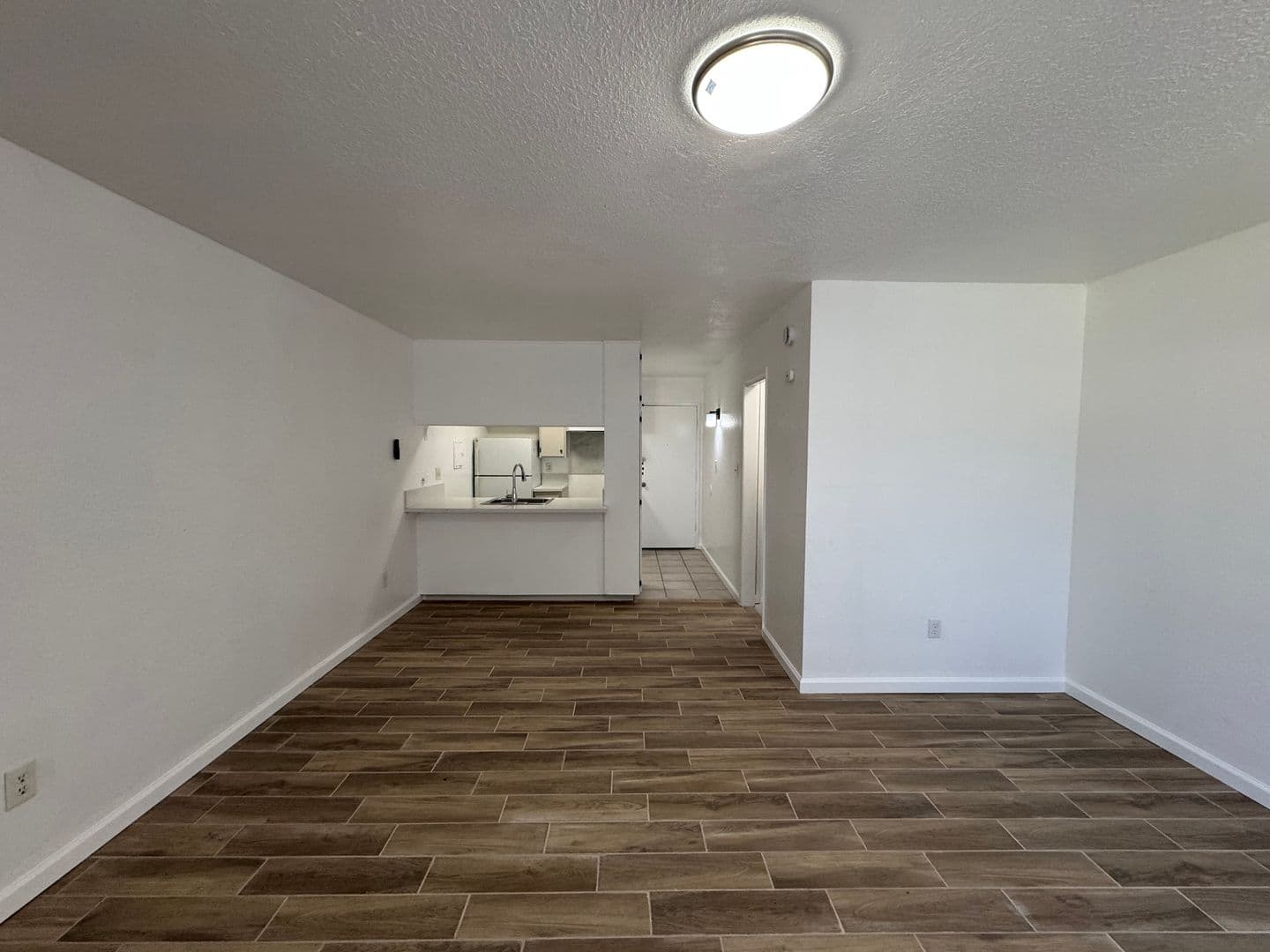 Bakersfield Apartment: 1101 Oleander Ave
