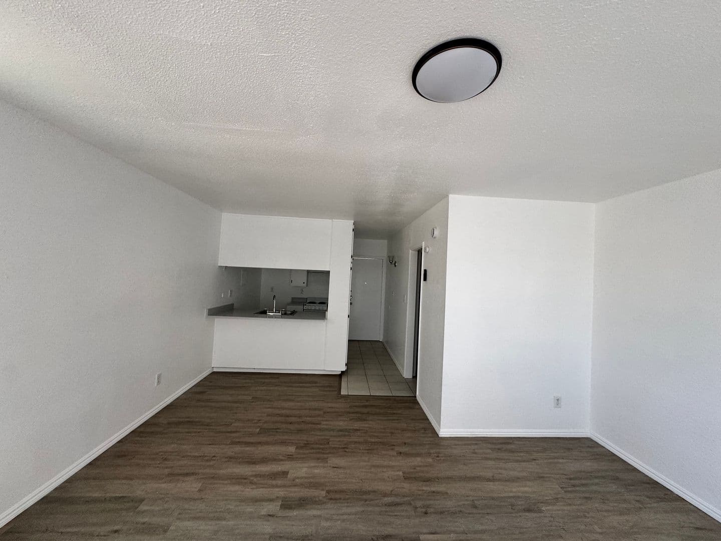 Bakersfield Apartment: 1101 Oleander Ave