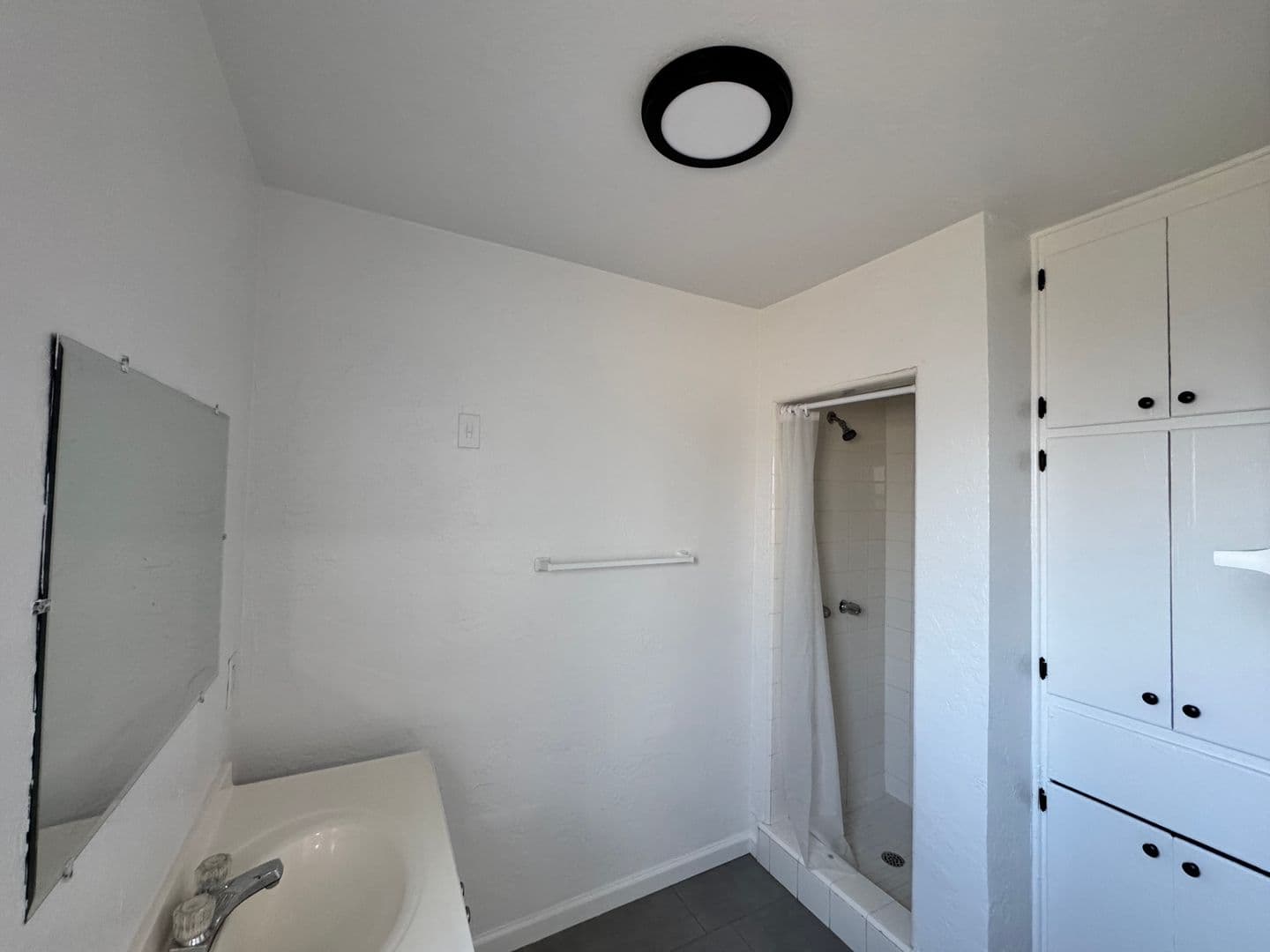 Bakersfield Apartment: 313-315 Beardsley Ave