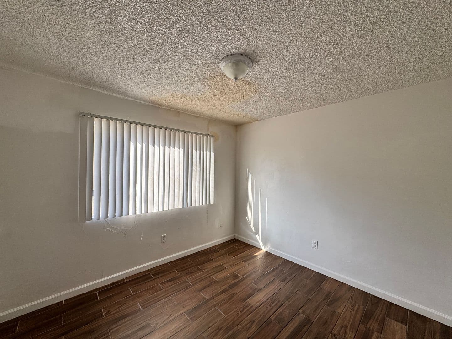 Bakersfield Apartment: 2801 South H St