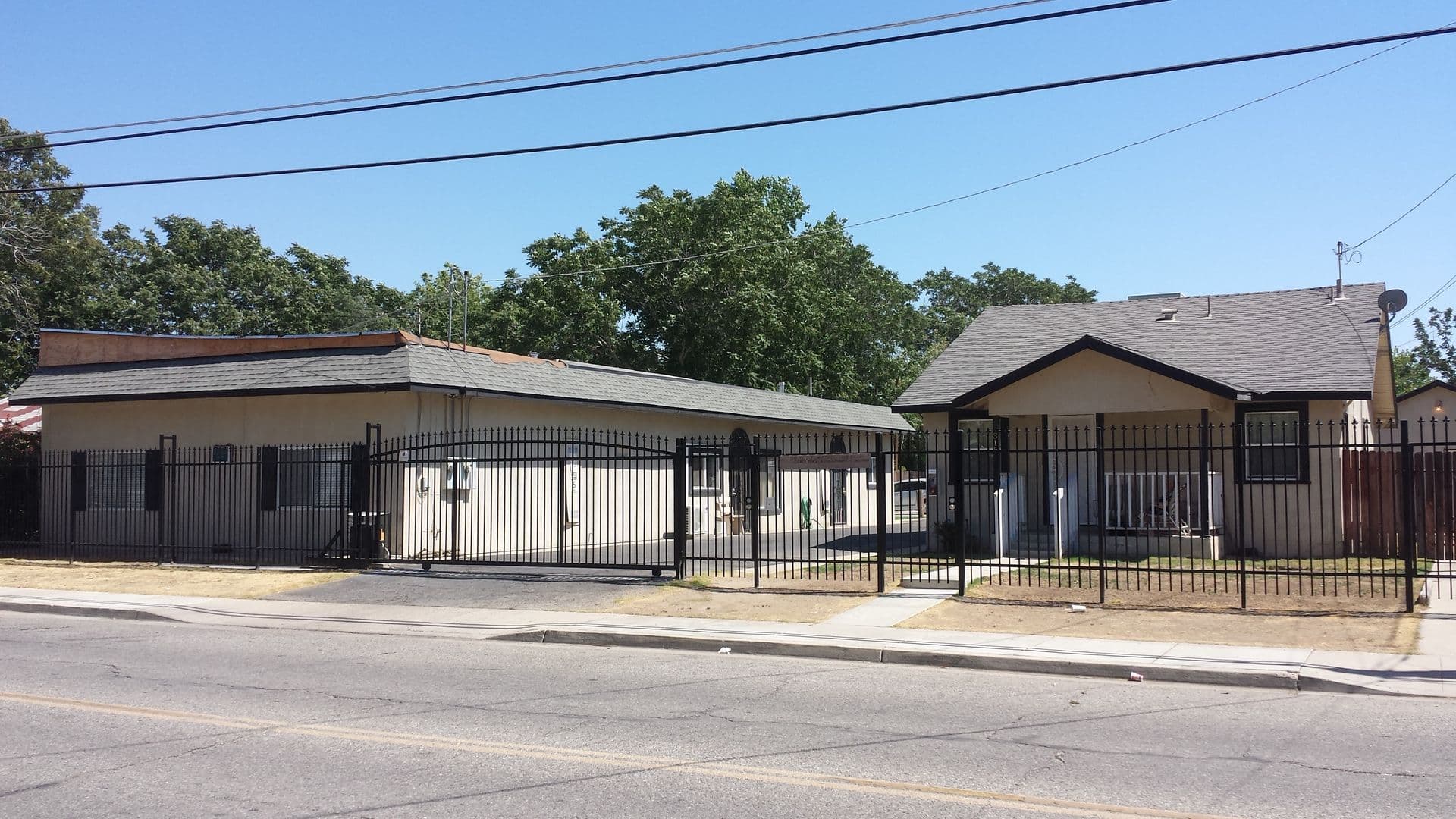 Bakersfield Apartment: 313-315 Beardsley Ave