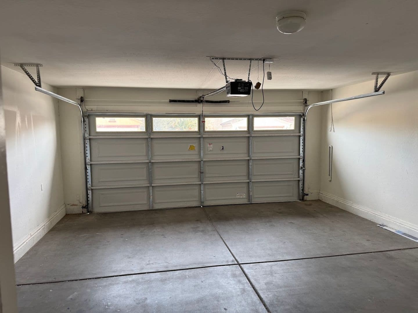Buckeye House: 1572 S 220th Ln