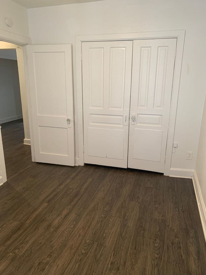 York House: 232 E King St Apt 2