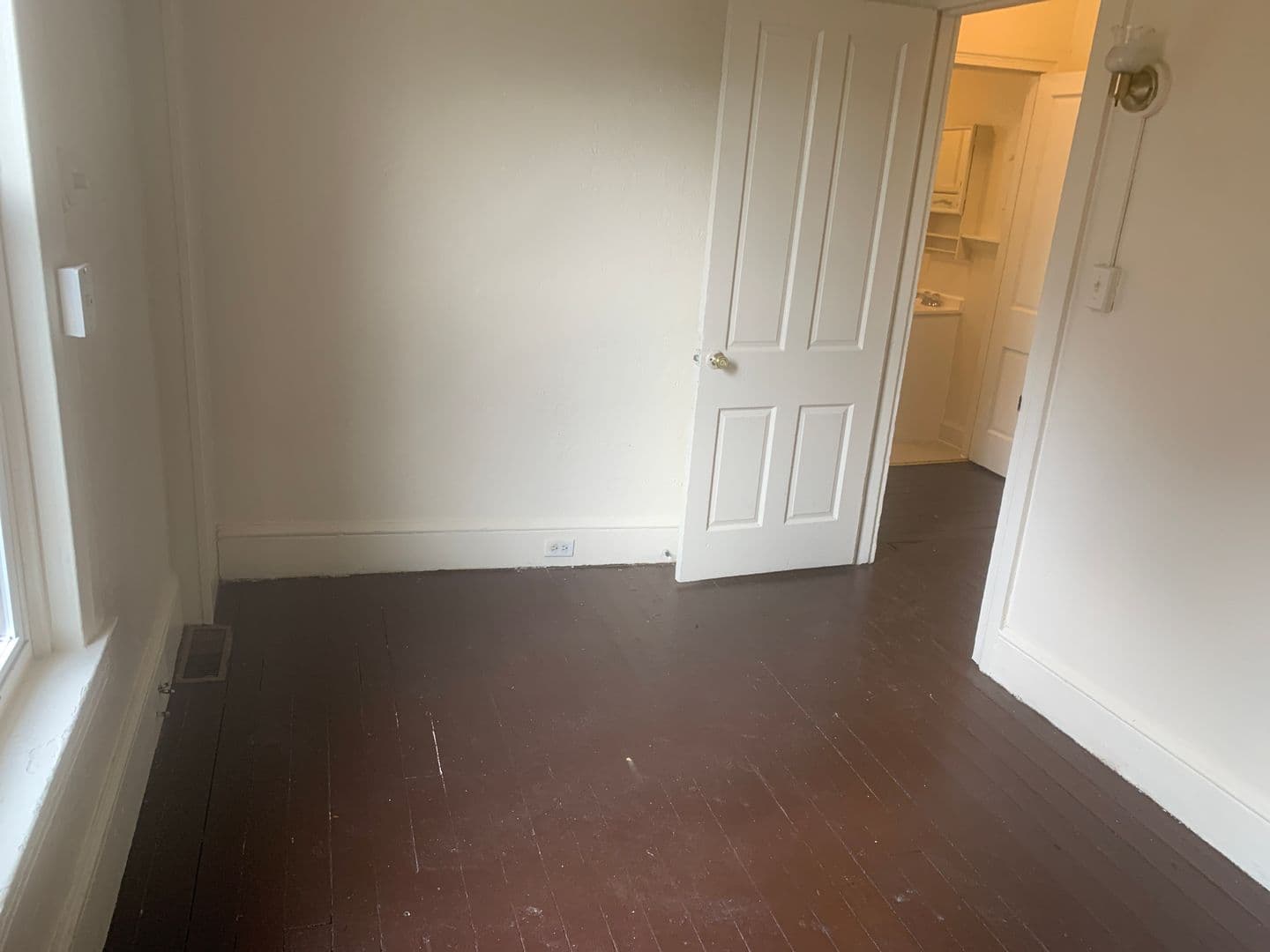 York House: 124 N West St Unit #2